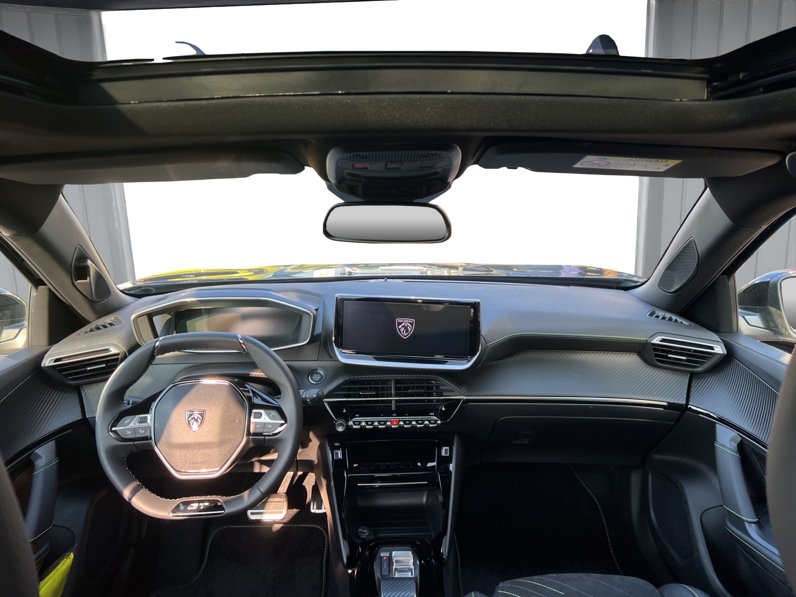 PEUGEOT 2008 1.2 Hybrid 145 GT Exclusive-image-10