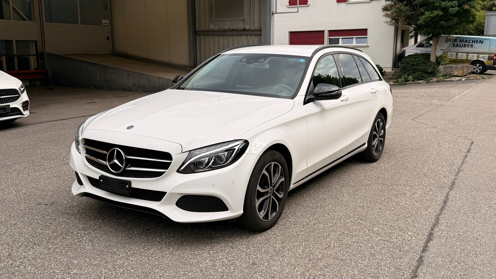 MERCEDES-BENZ C 250 d Swiss Star Exclusive 4Matic 9G-Tronic-image-0