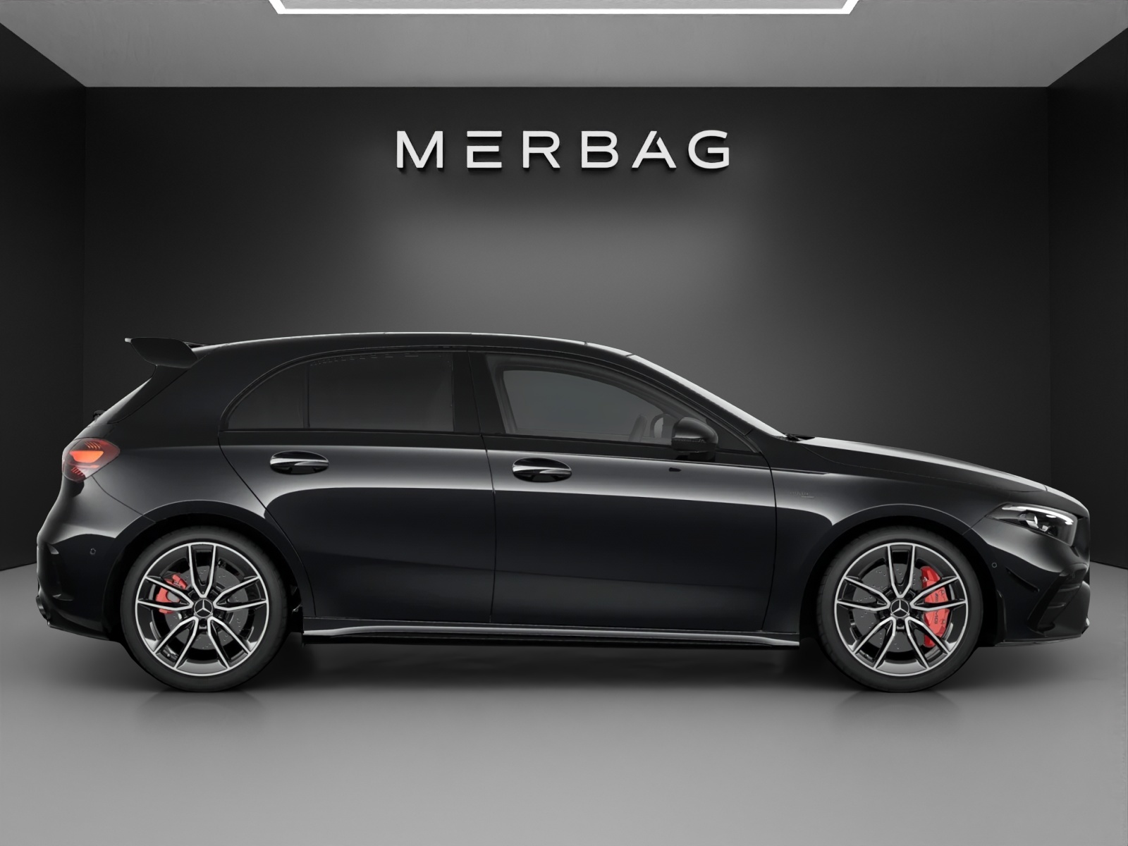 MERCEDES-BENZ A AMG 35 4Matic 8G-DCT-image-1