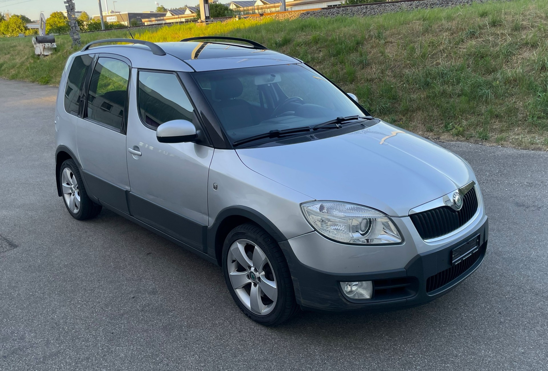 SKODA 1.6 AUTOMAT / FRISCH MFK + FRISCH SERVICE / LÄUFT TIP-TOP-image-3