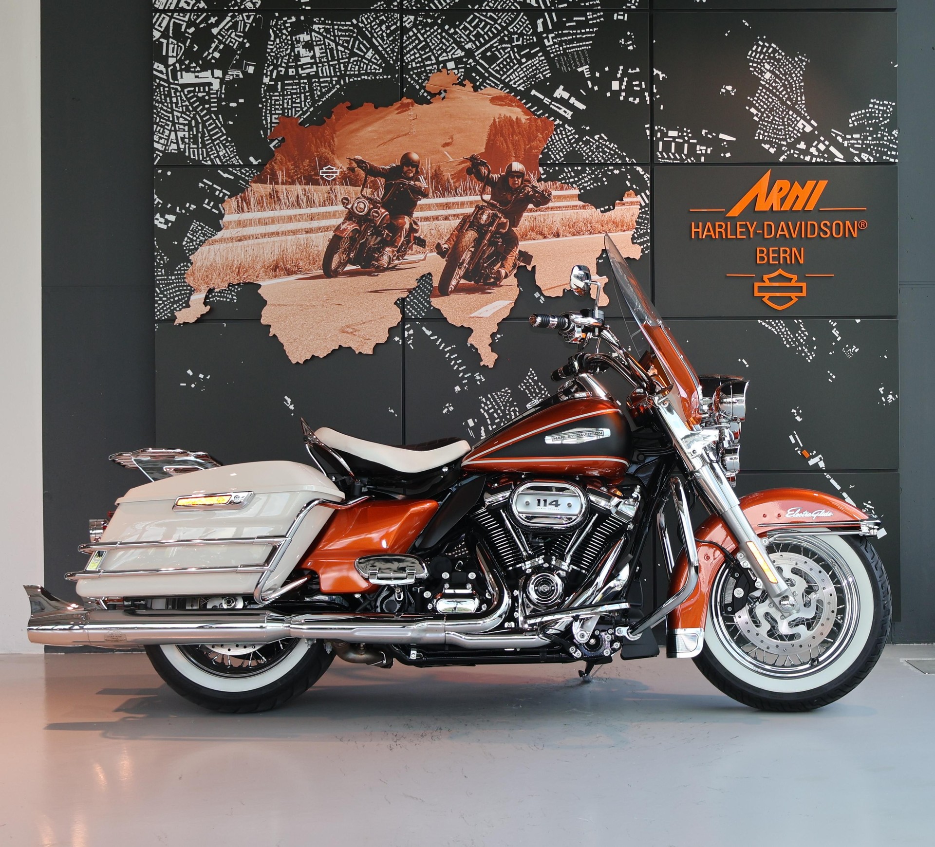 HARLEY-DAVIDSON FLHFB Electra Glide Highway Kingl 114