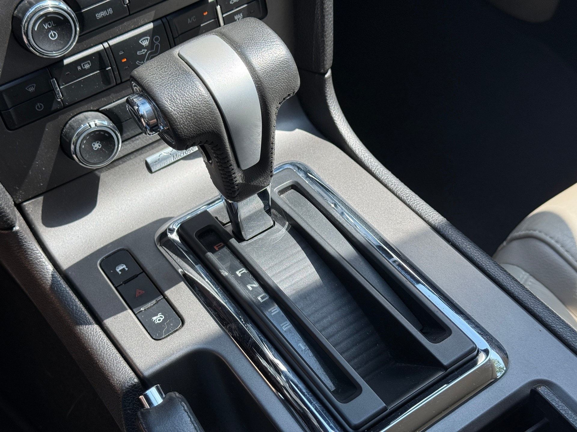 FORD MUSTANG GT 4.6-image-11