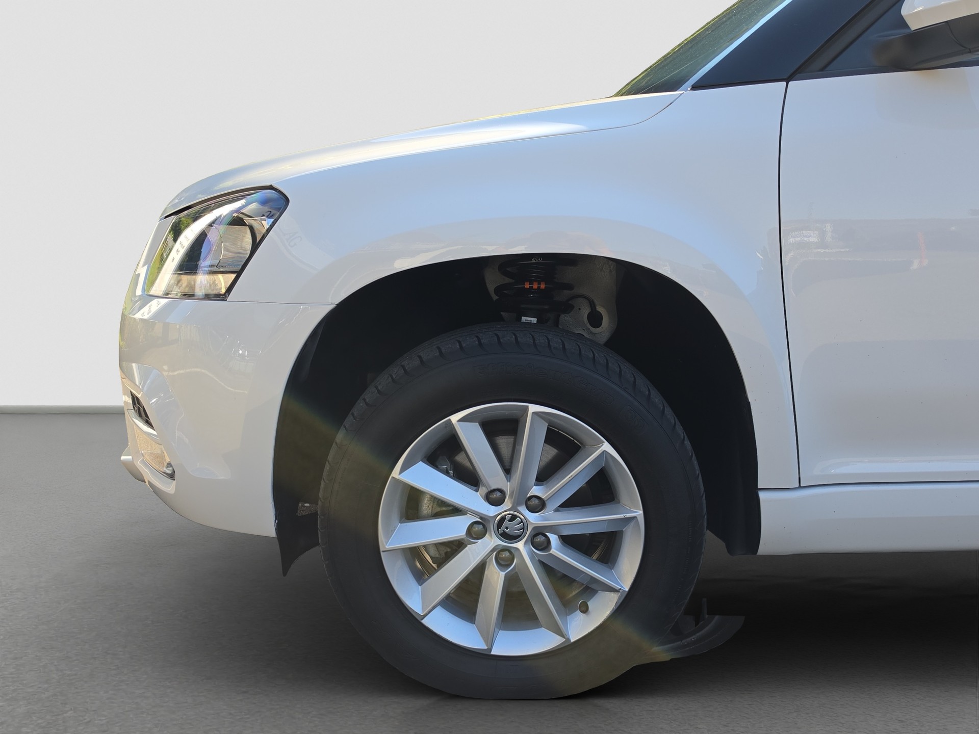 SKODA Yeti 1.4 TSI Active 4x4 DSG-image-14