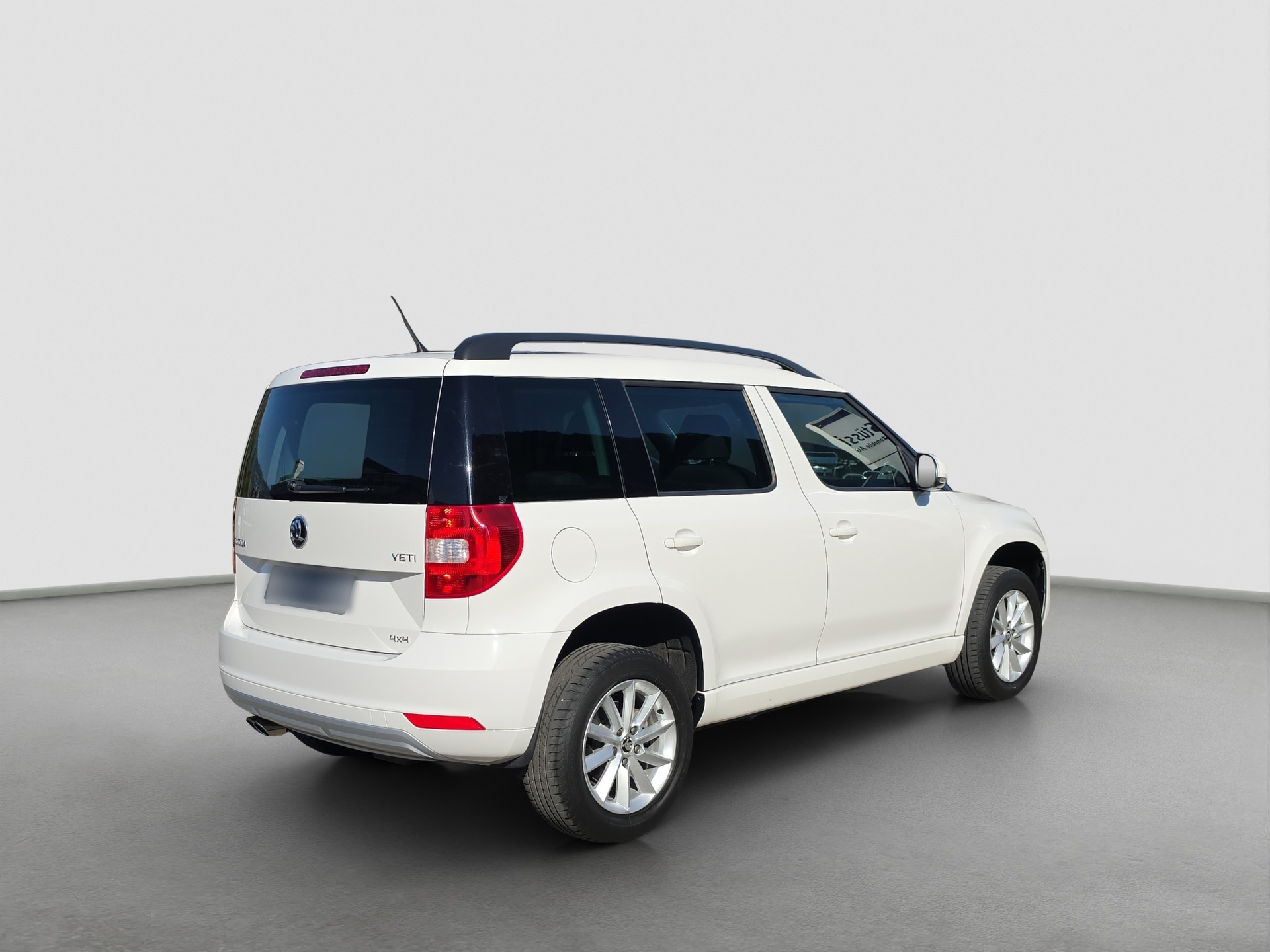SKODA Yeti 1.4 TSI Active 4x4 DSG-image-4