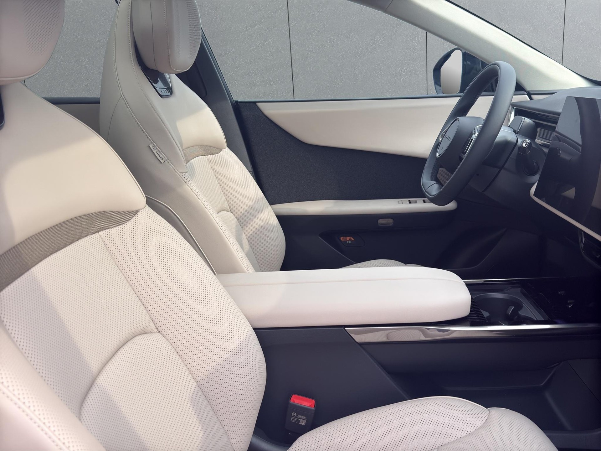 MAZDA CX-6e Takumi-image-14