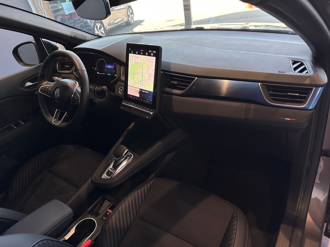 RENAULT Captur 1.3 TCe Esprit Alpine EDC-image-12