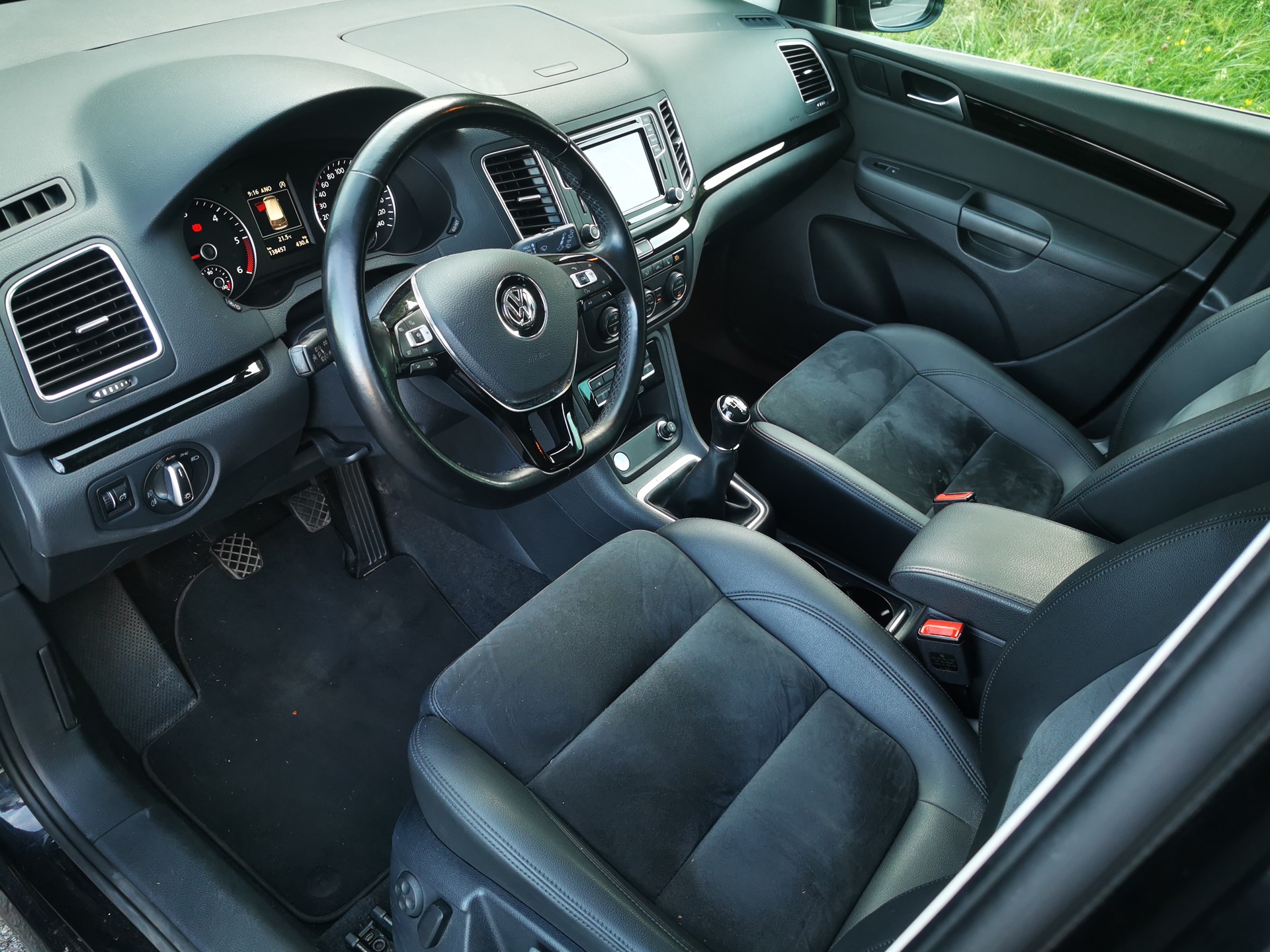 VW Sharan 2.0 TDI BMT Highline 4Motion-image-10