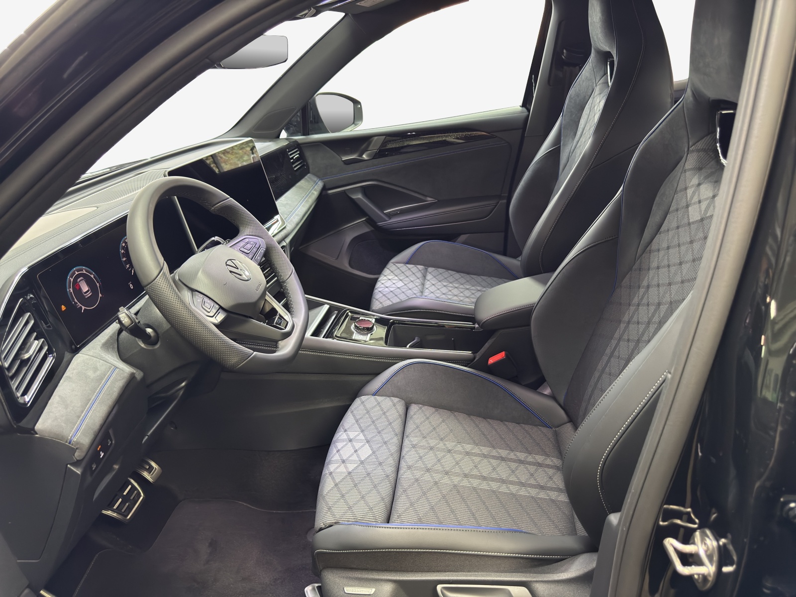 VW Tiguan 2.0 TSI DSG R-Line 4Motion-image-7