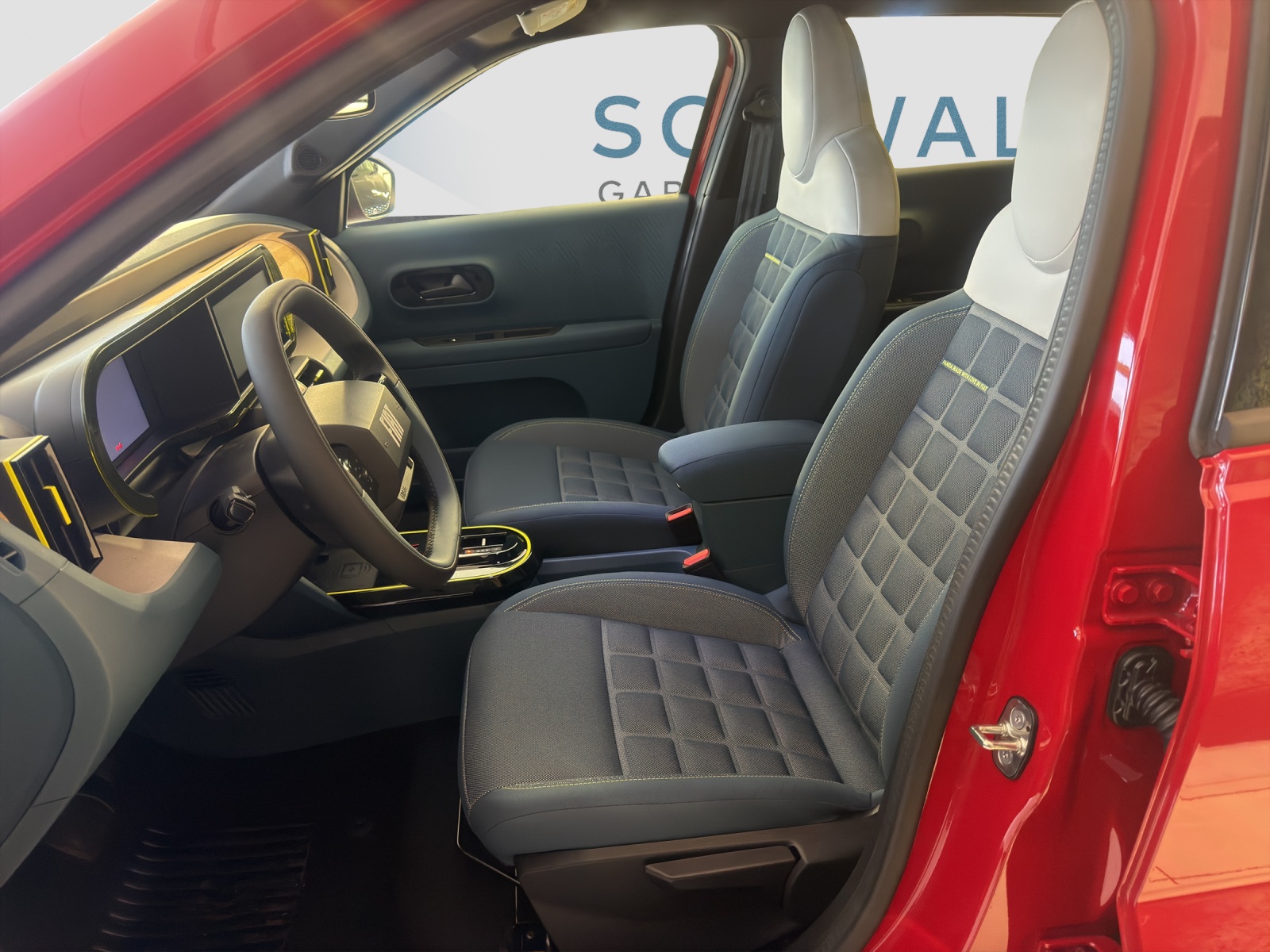 FIAT GRANDE PANDA 1.2 Hybrid La Prima-image-8