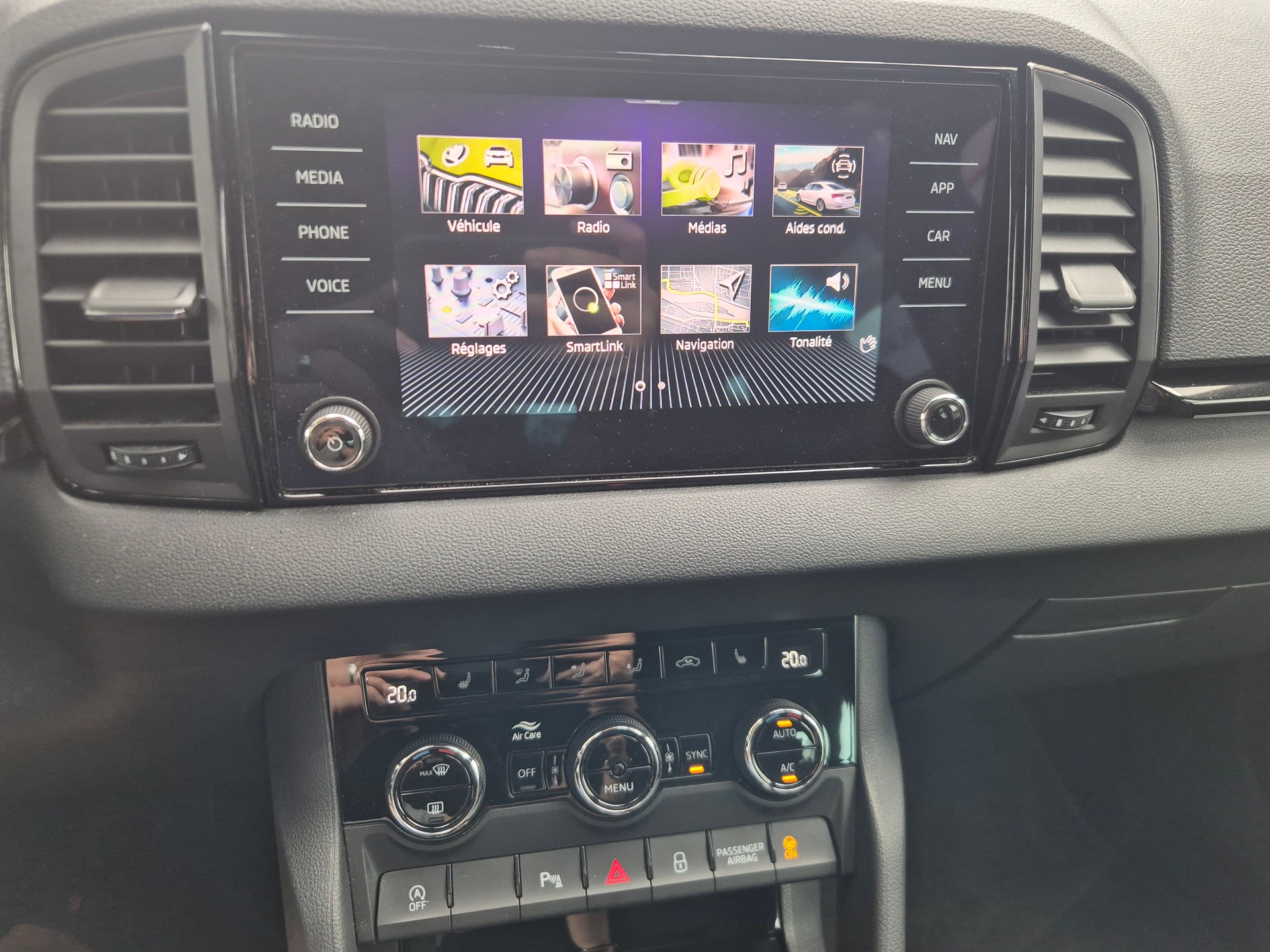 SKODA Karoq 1.5 TSI ACT SportLine DSG-image-13