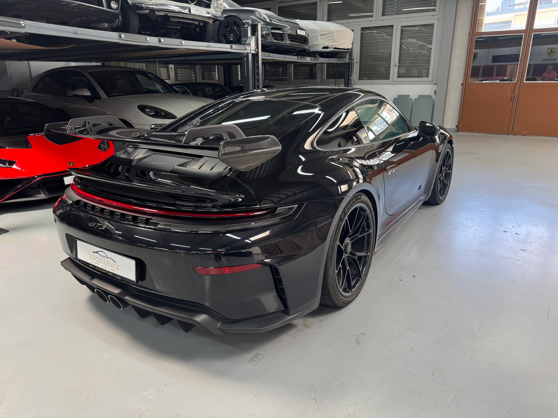 PORSCHE 911 Carrera GT3 PDK Pack Weissach-showroom-element-3