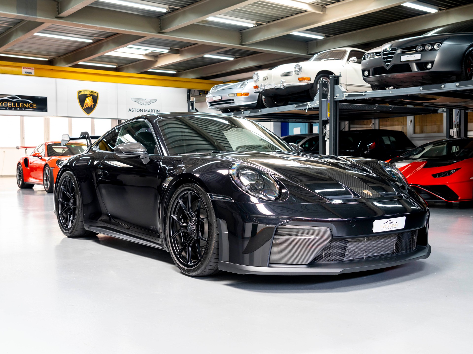 PORSCHE 911 Carrera GT3 PDK Pack Weissach-showroom-element-2