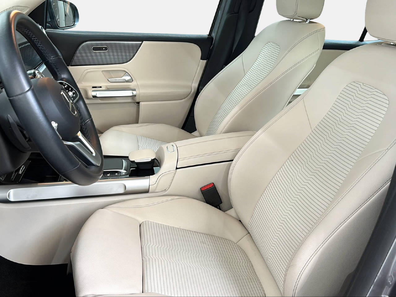 MERCEDES-BENZ GLB 220 d Progressive 4matic-image-14