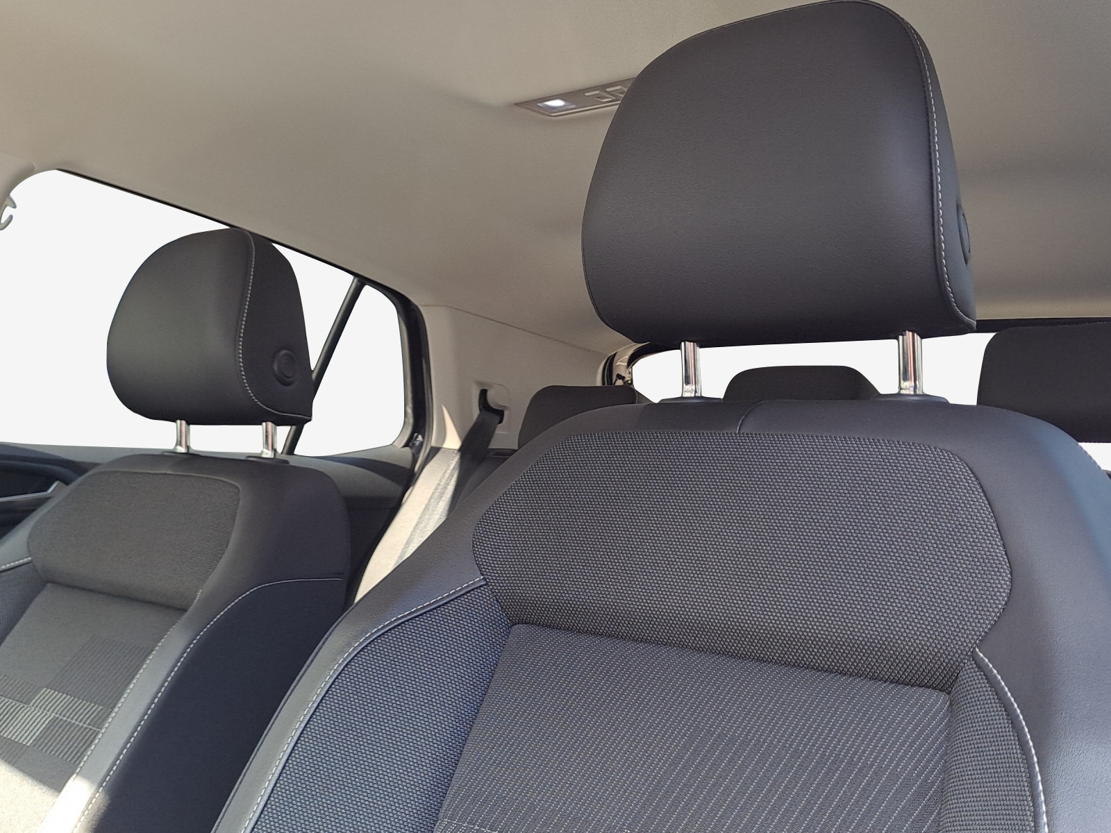 VW T-Cross 1.5 TSI EVO ACT Style Selection DSG-image-14
