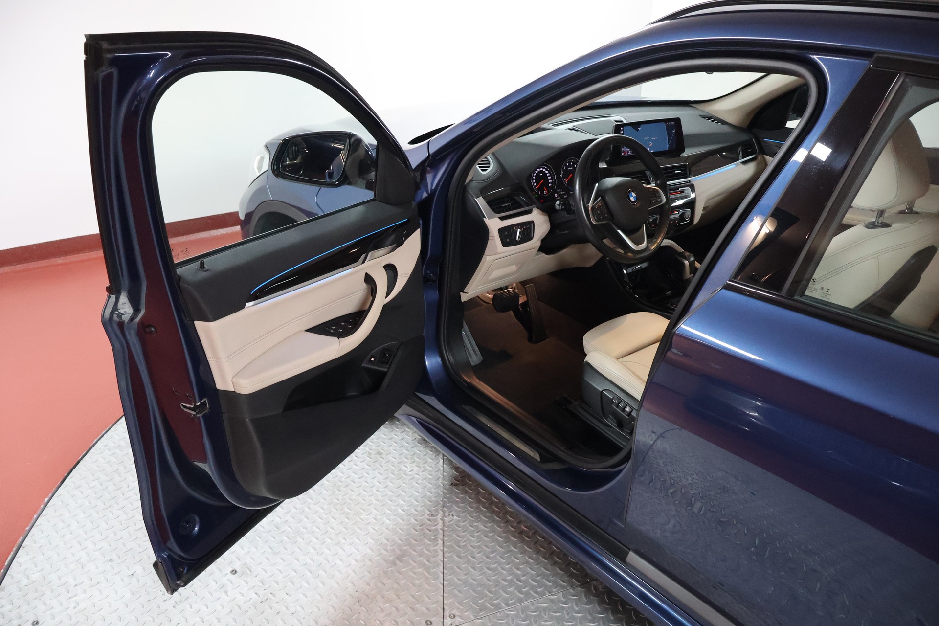 BMW X1 xDrive 25e Sport Line Steptronic-image-4