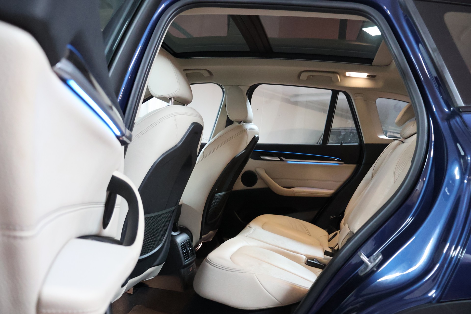 BMW X1 xDrive 25e Sport Line Steptronic-image-19