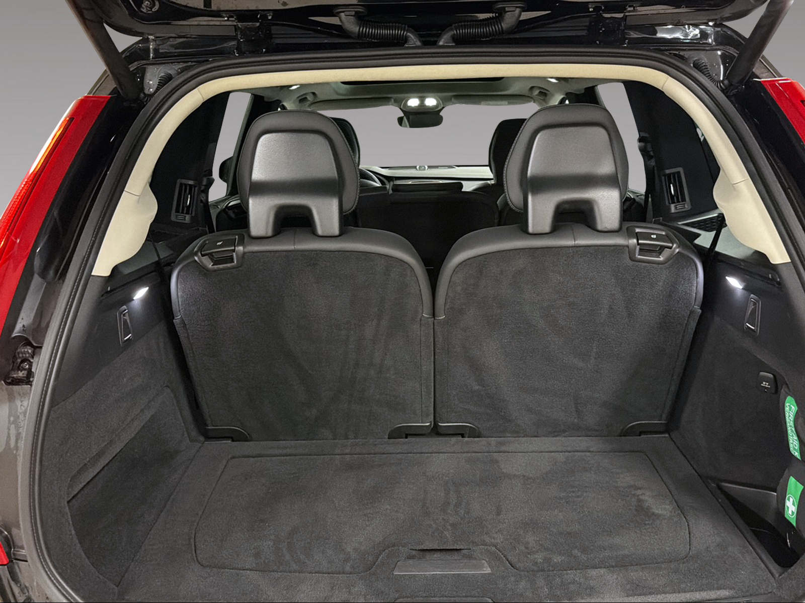 VOLVO XC90 2.0 T8 TE Ultimate Dark 7P. eAWD-image-7