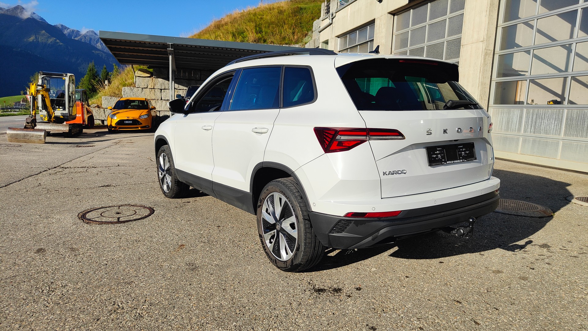 SKODA Karoq 2.0 TDI CR Style 4x4 DSG-image-3