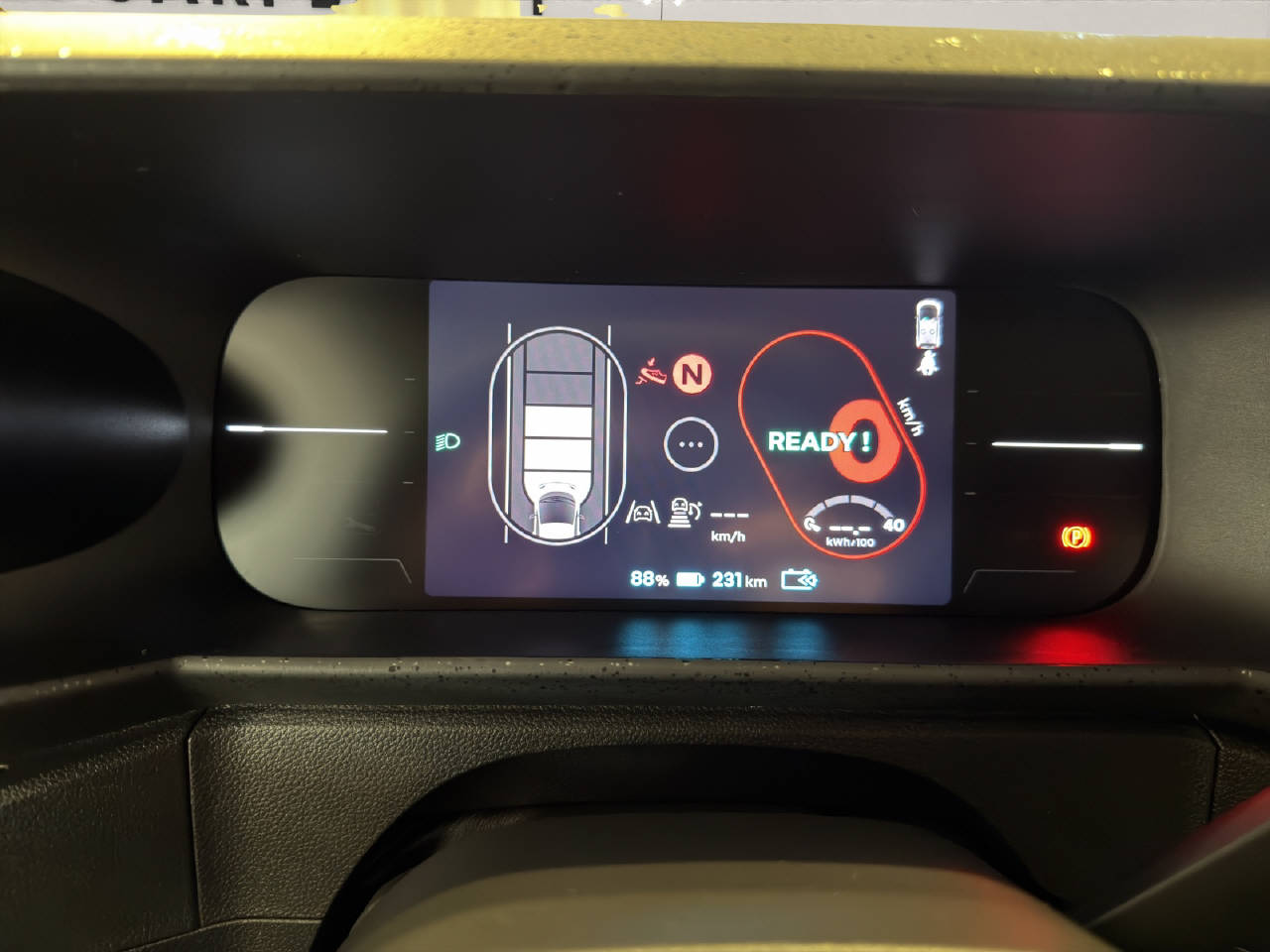 RENAULT Twingo E-Tech Urban Range techno-image-7
