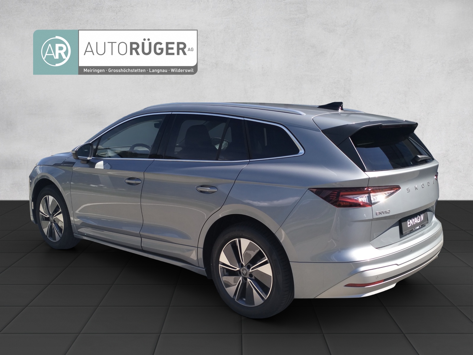 SKODA Enyaq 85 Dynamic-image-3