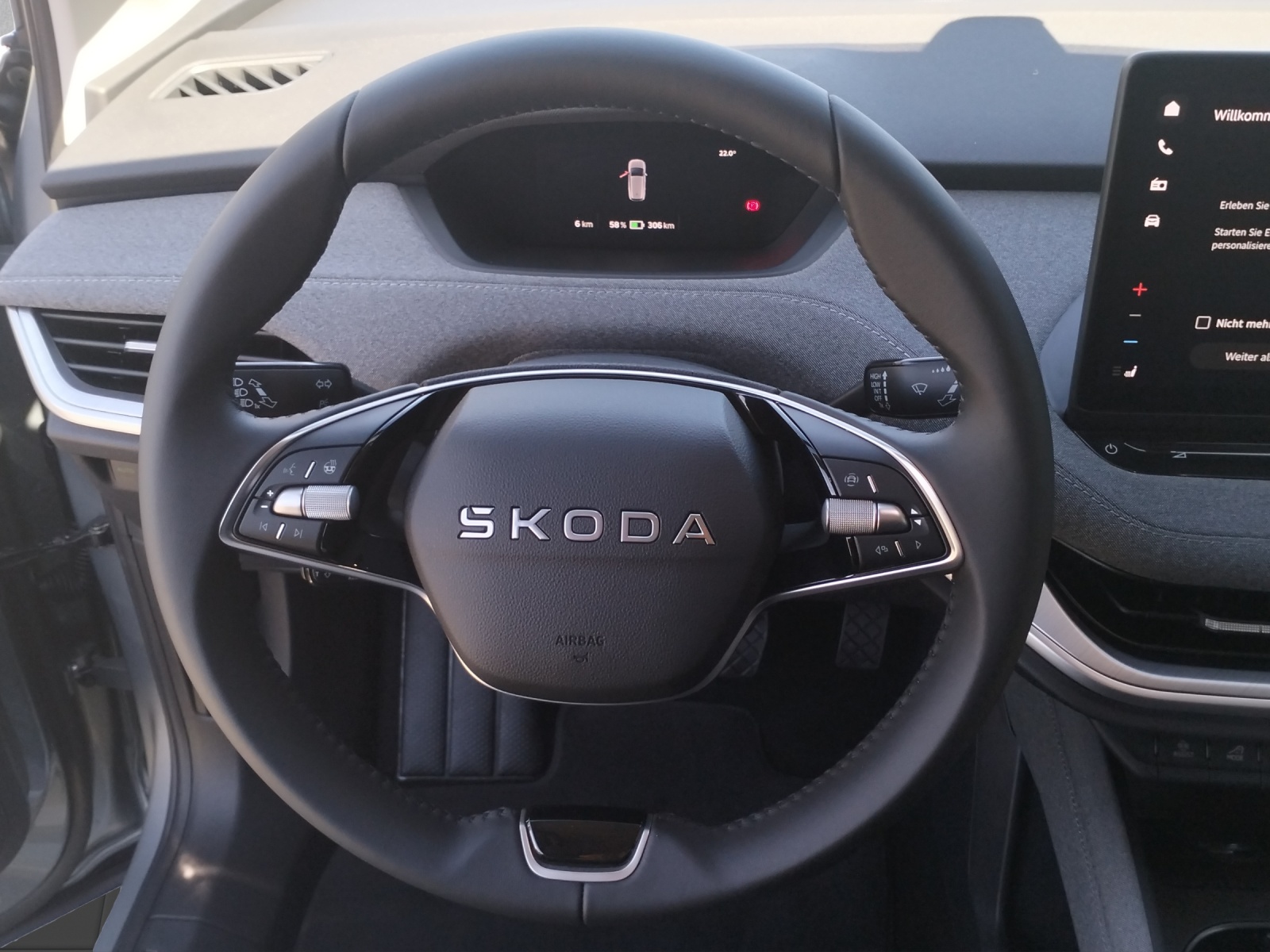 SKODA Enyaq 85 Dynamic-image-6
