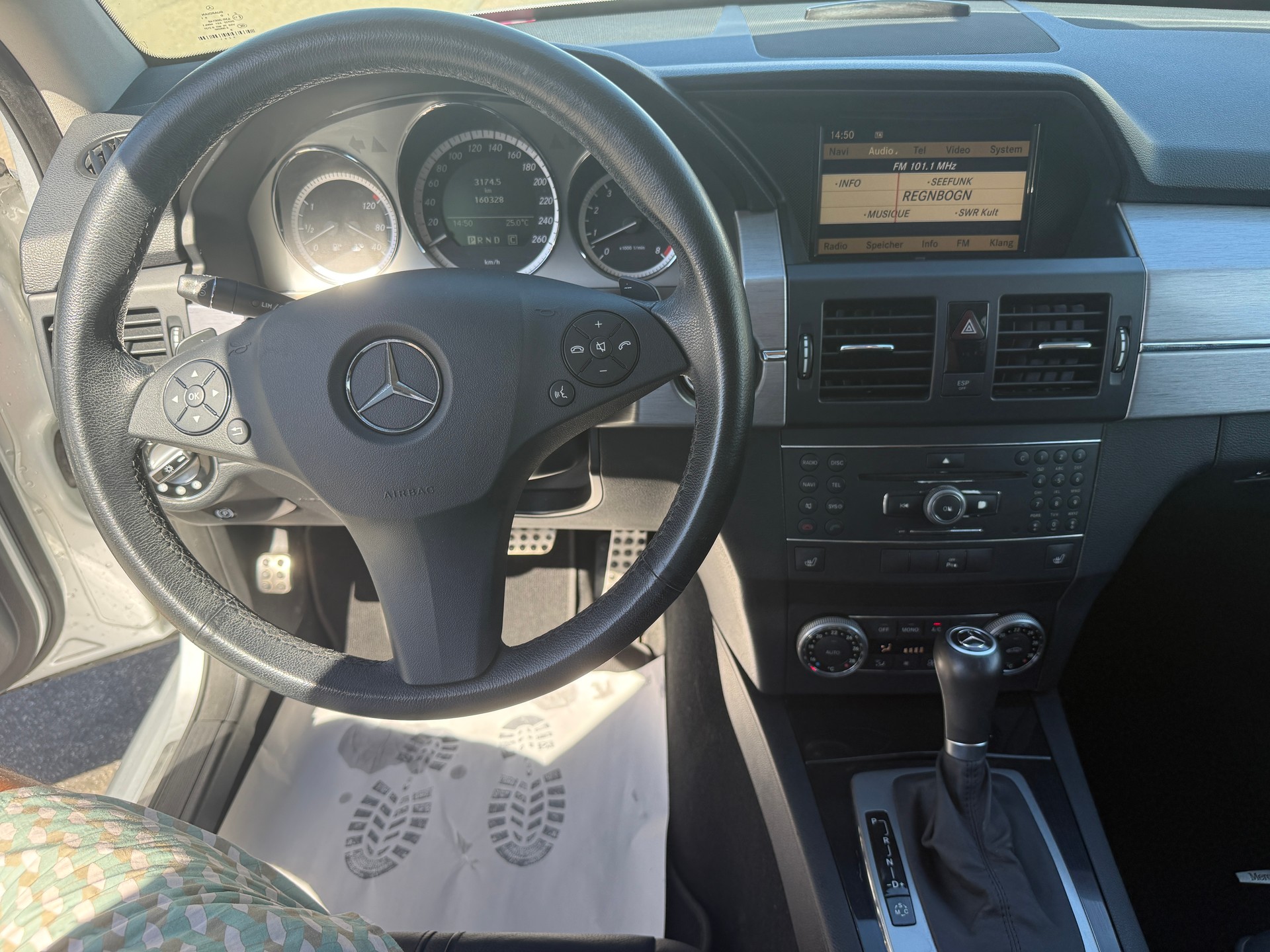 MERCEDES-BENZ GLK 350 4Matic 7G-Tronic-image-9