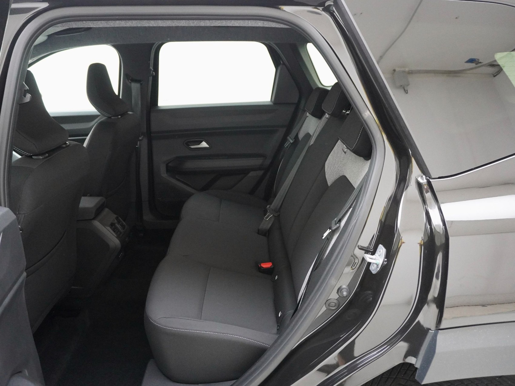 DACIA Bigster 1.2 Hybrid-G Journey 4x4-image-15