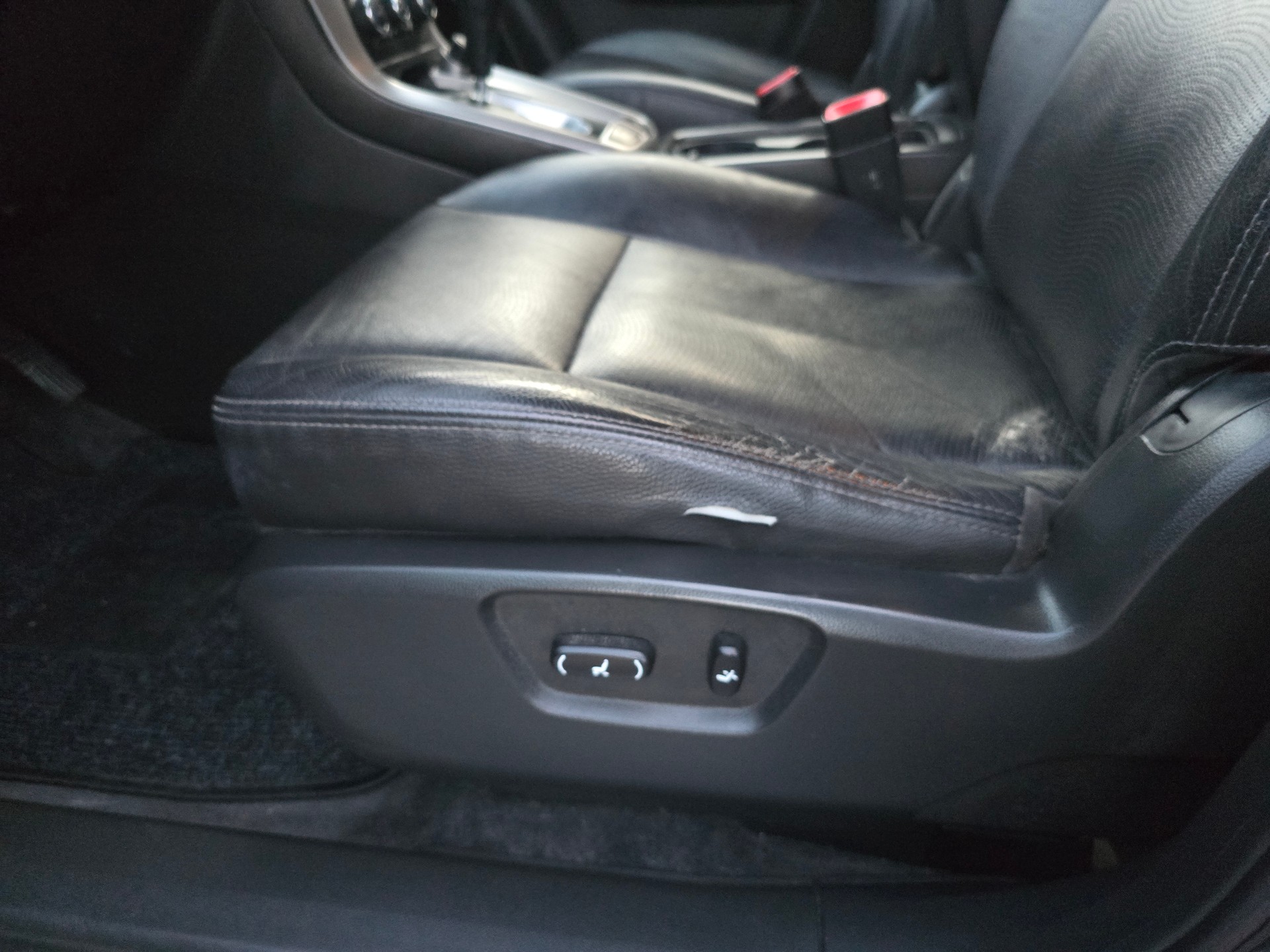CHEVROLET Captiva 2.2 VCDi LTZ 4WD Automatic-image-15