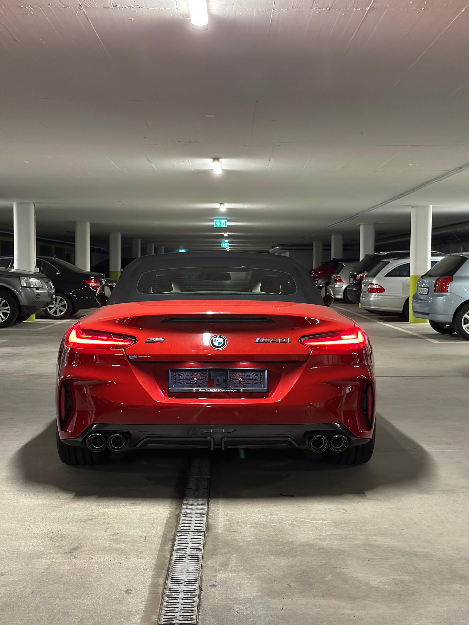 BMW M40i-image-2