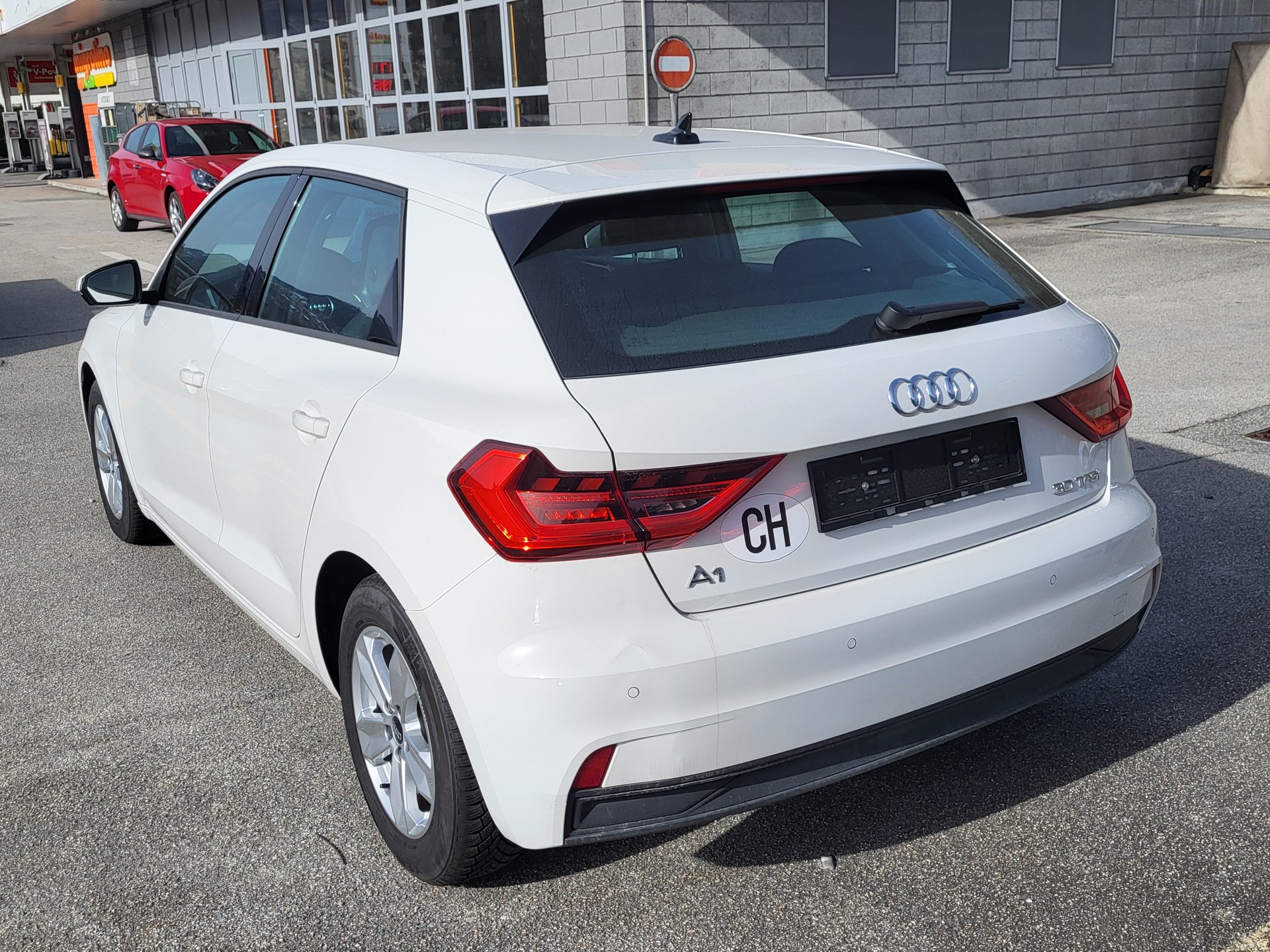 AUDI 1.0 30 TFSI-image-3