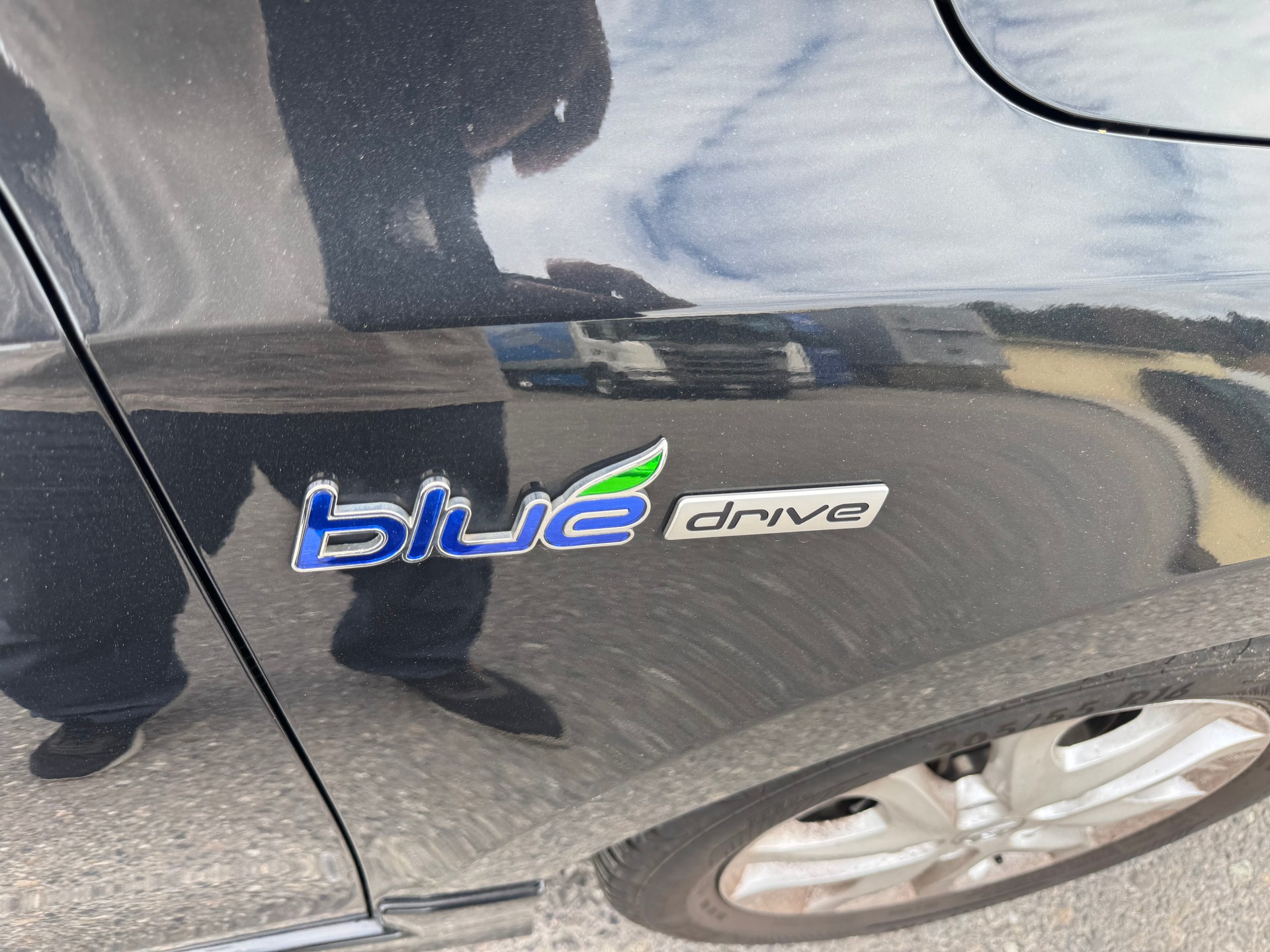 HYUNDAI i30 1.6 Swiss Plus Edition-image-7