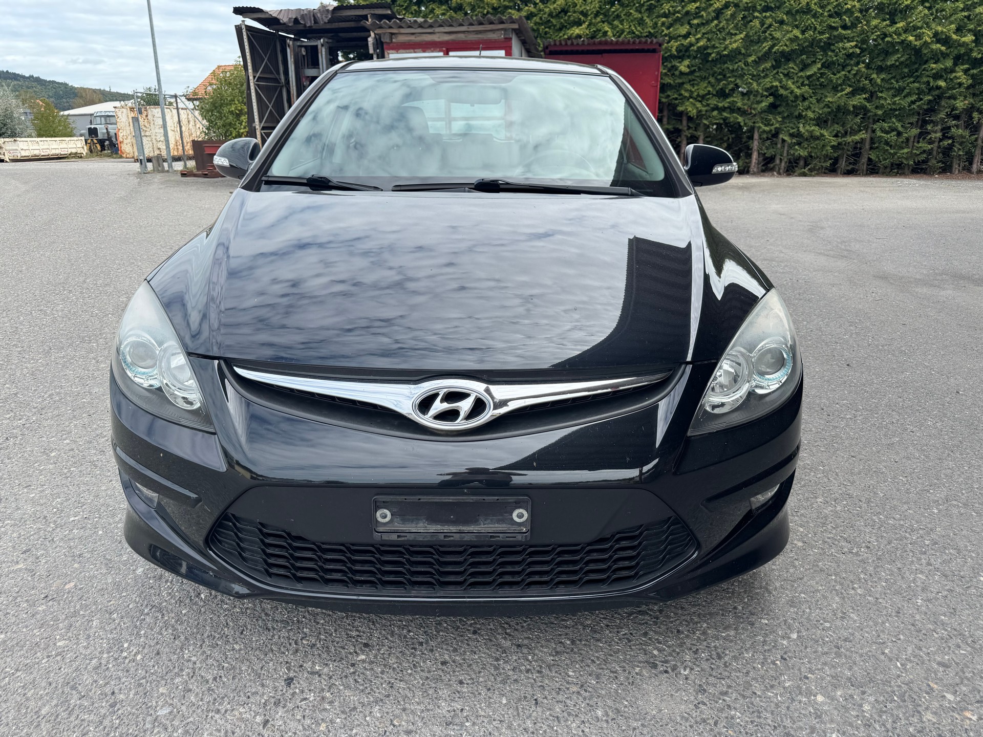 HYUNDAI i30 1.6 Swiss Plus Edition-image-0