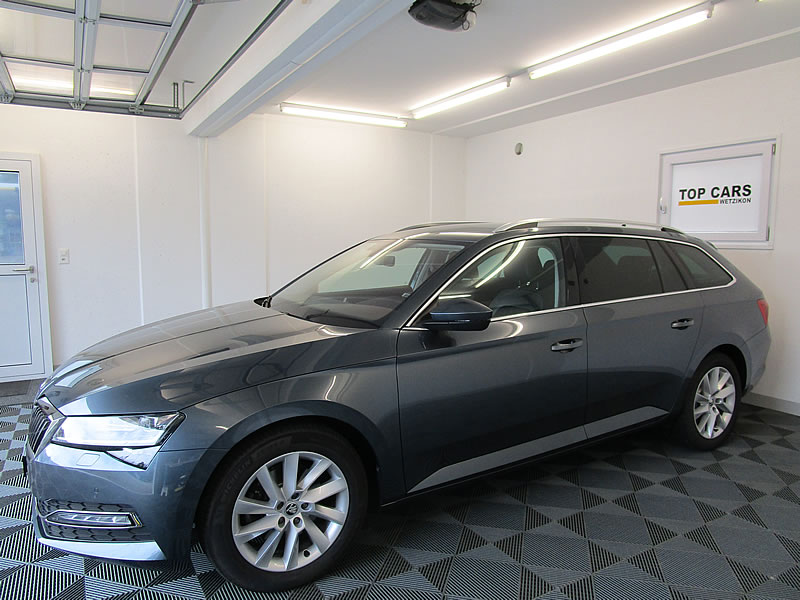 SKODA Superb Combi 2.0 TDi Style 4x4 DSG-image-18