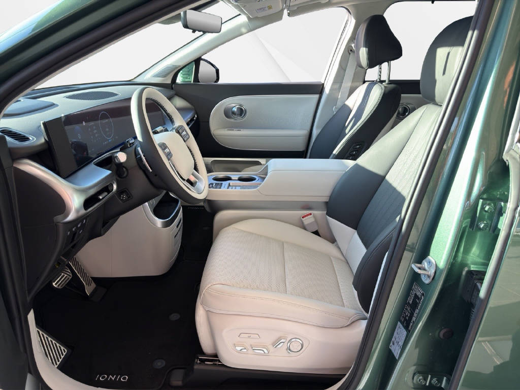 HYUNDAI Ioniq 9 110kWh Vertex Caligraphy 4WD-image-4