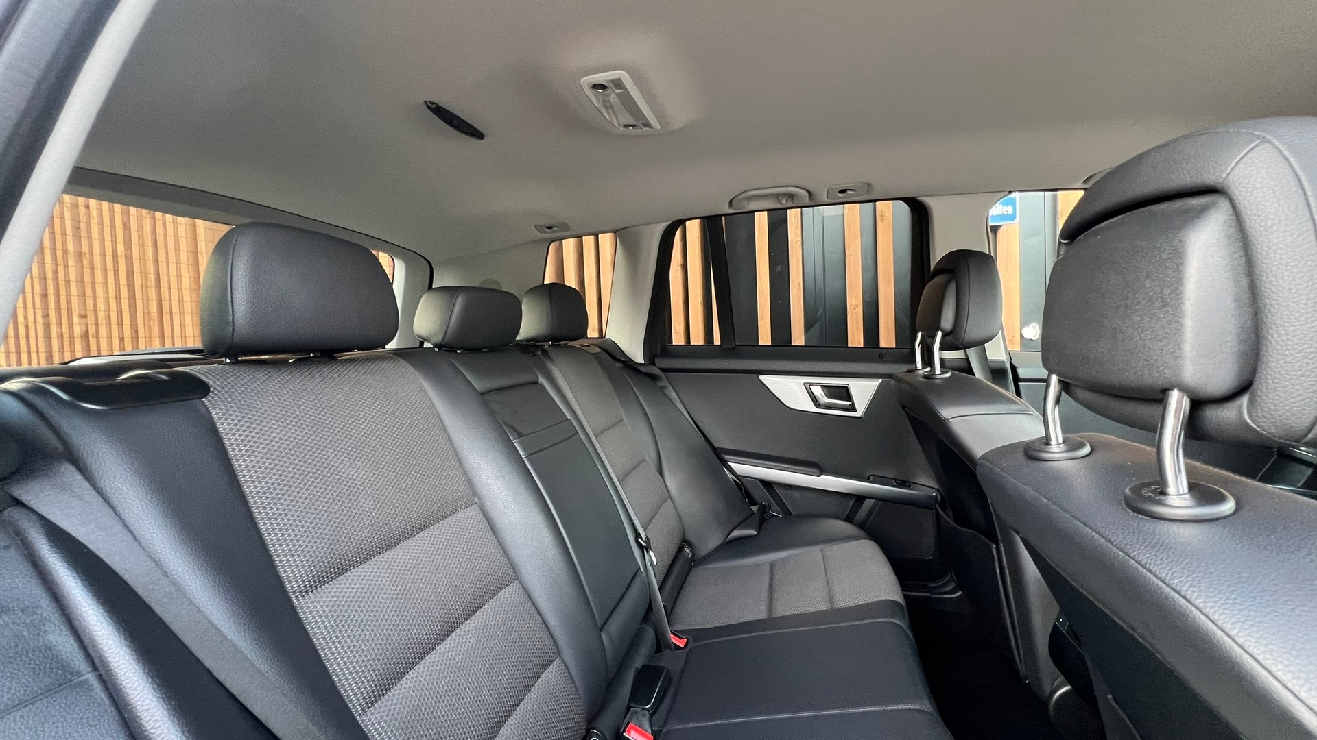 MERCEDES-BENZ GLK 250 CDI BLUE EFFICIENCY SPORT 4MATIC 7G-TRONIC l 204 PS-image-23