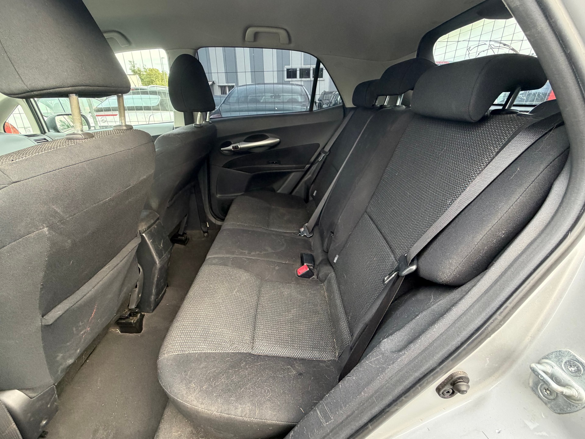 TOYOTA Auris 1.8 16V HSD Linea Luna-image-8