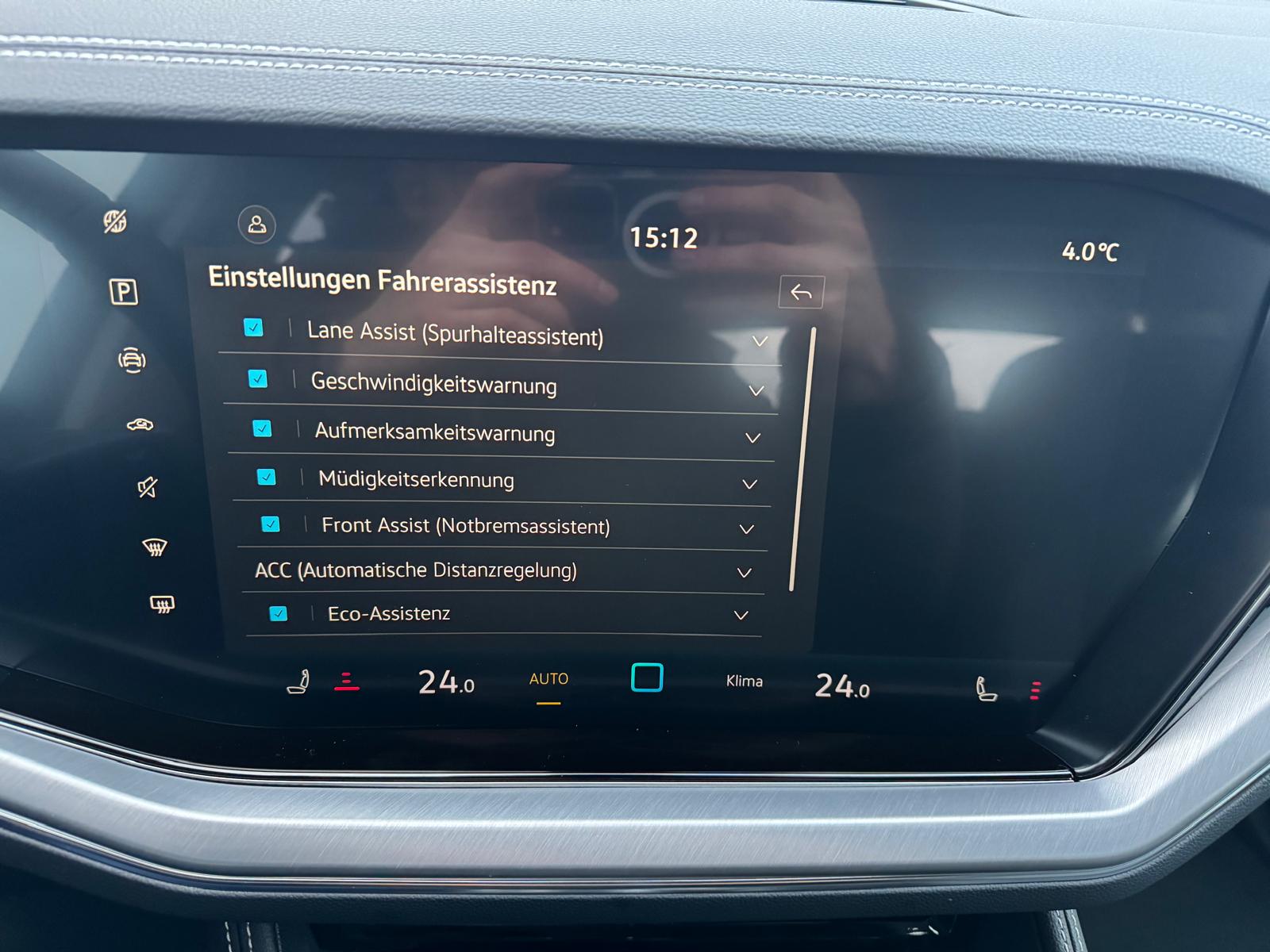 VW Touareg 3.0 TDI Basic Tiptronic-image-12