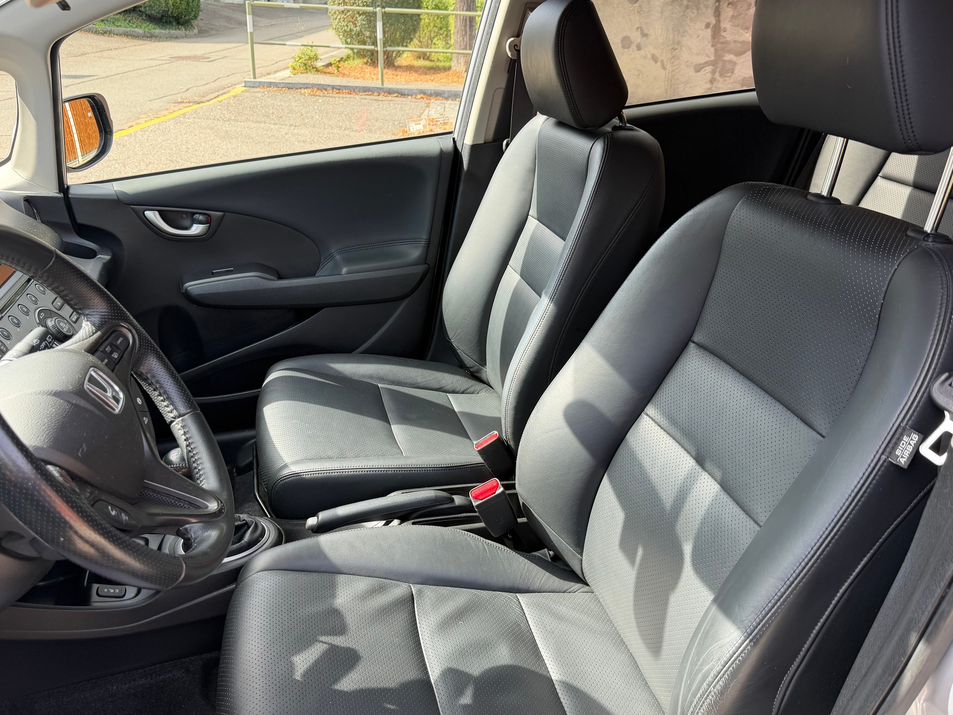 HONDA Jazz 1.4i Exclusive-image-2