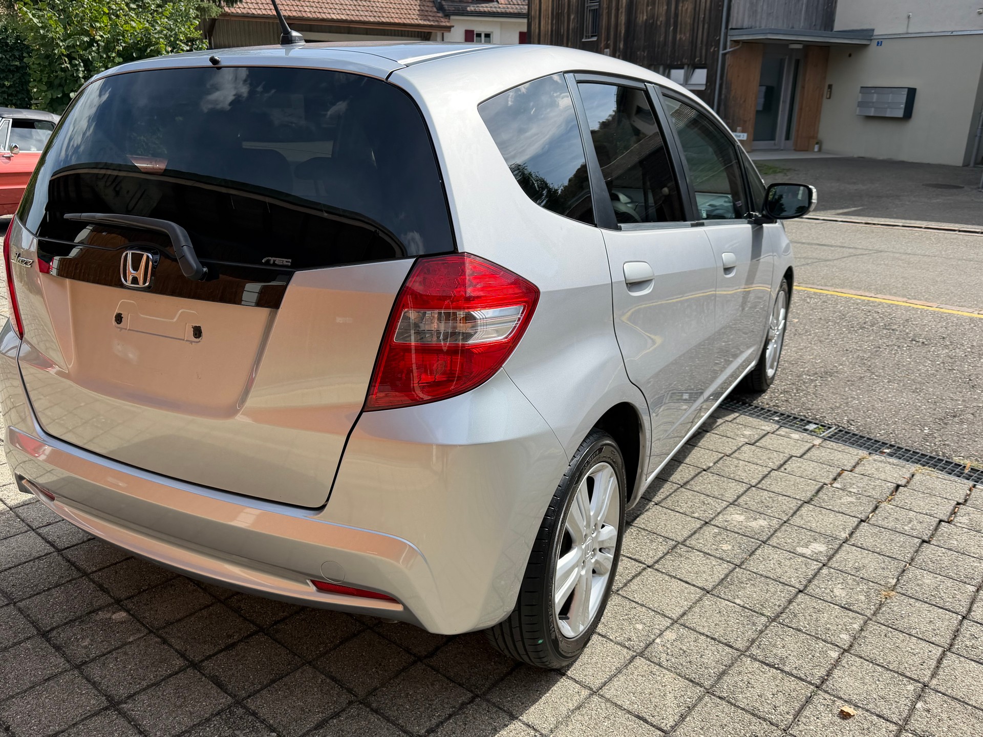 HONDA Jazz 1.4i Exclusive-image-11