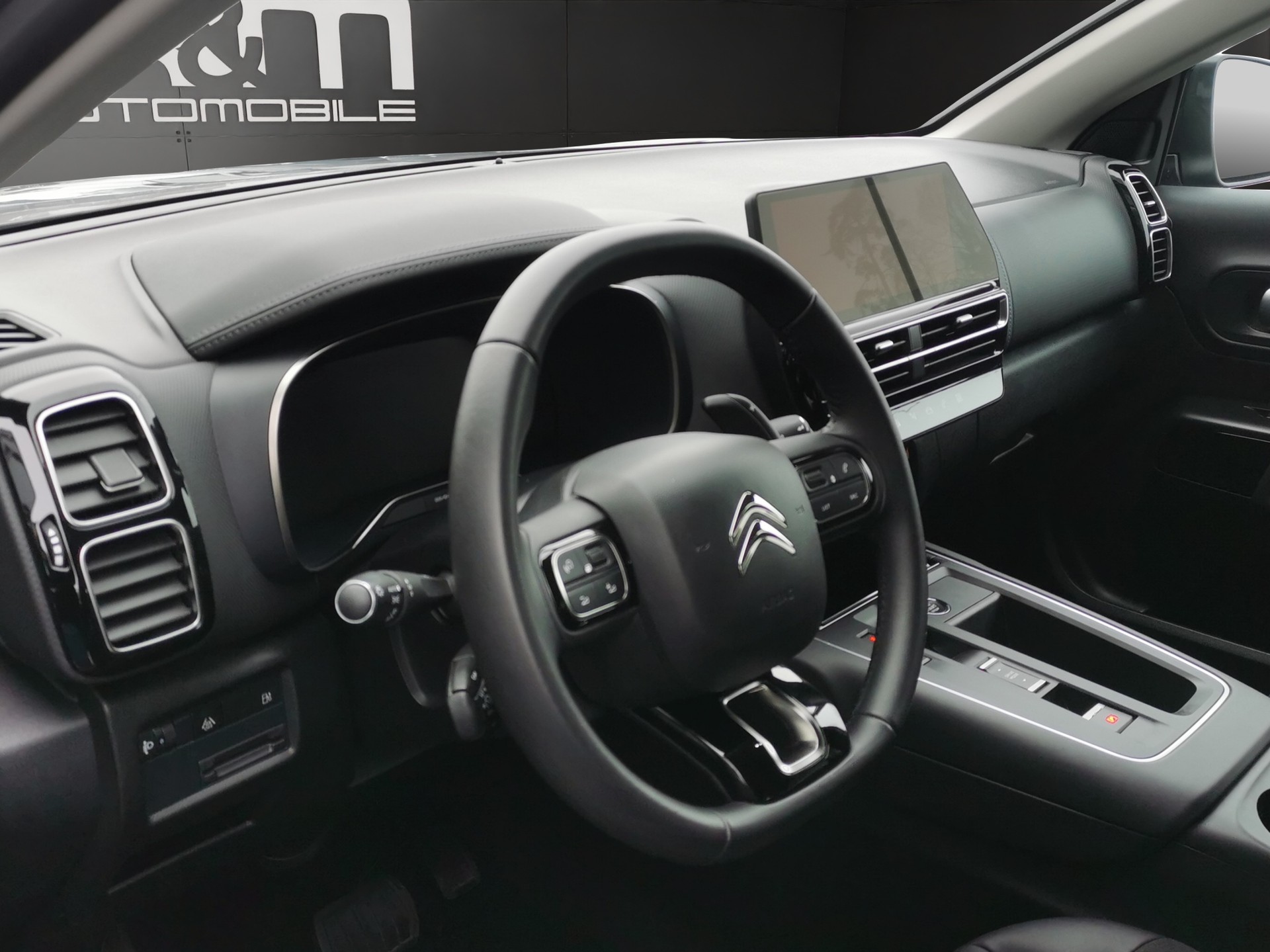 CITROEN C5 Aircross 1.6 PHEV Swiss Edition-image-9