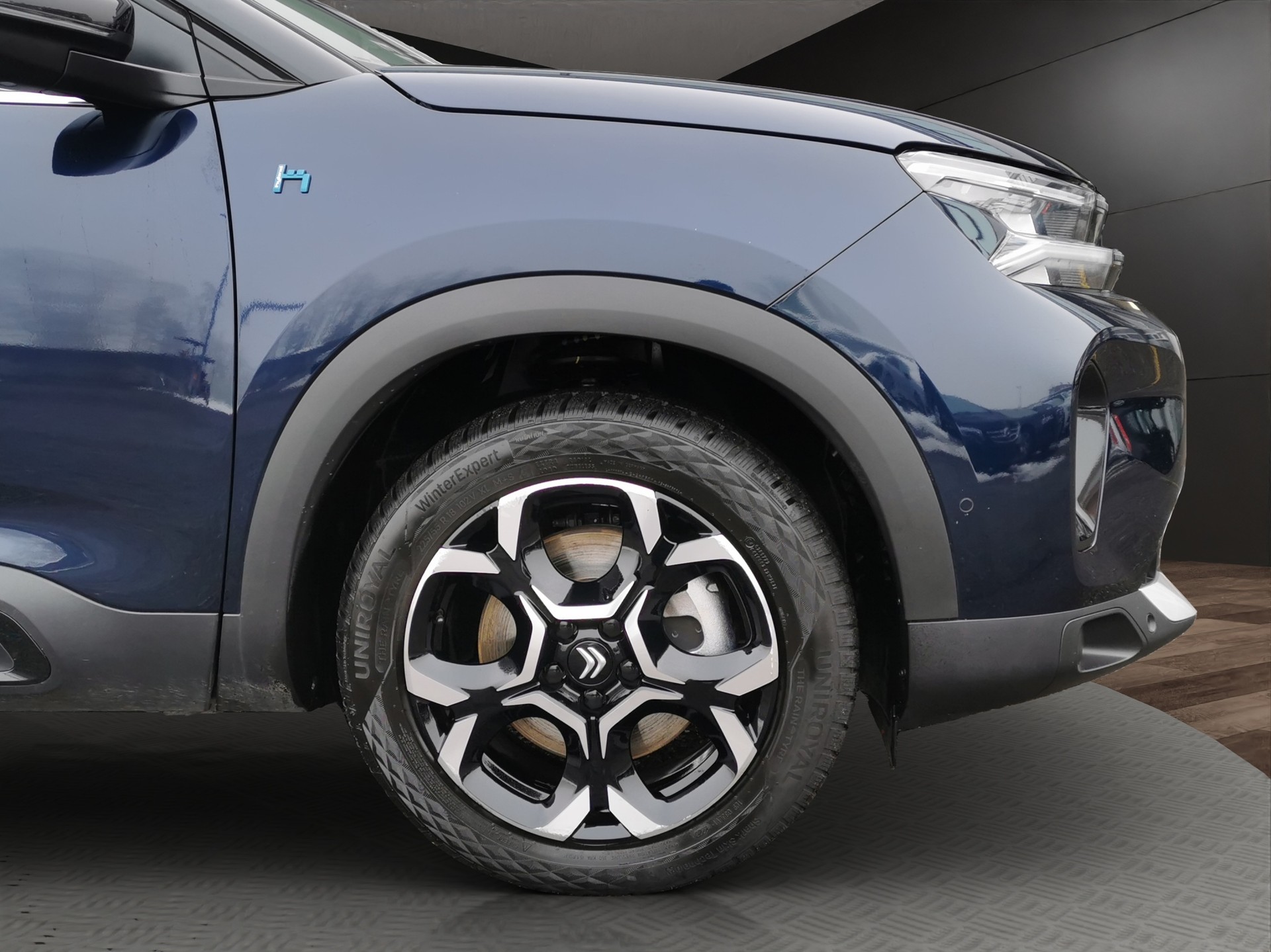 CITROEN C5 Aircross 1.6 PHEV Swiss Edition-image-5