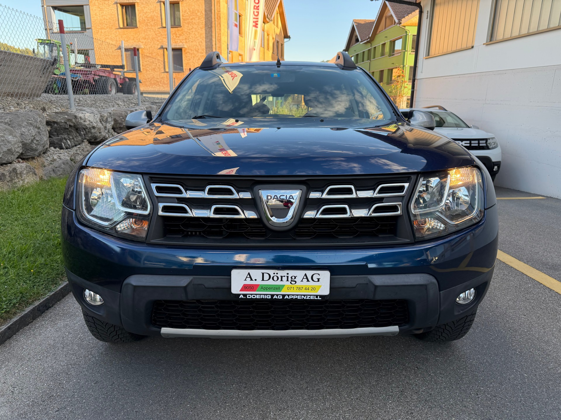 DACIA Duster 1.2 T Privilège 4x4-image-1
