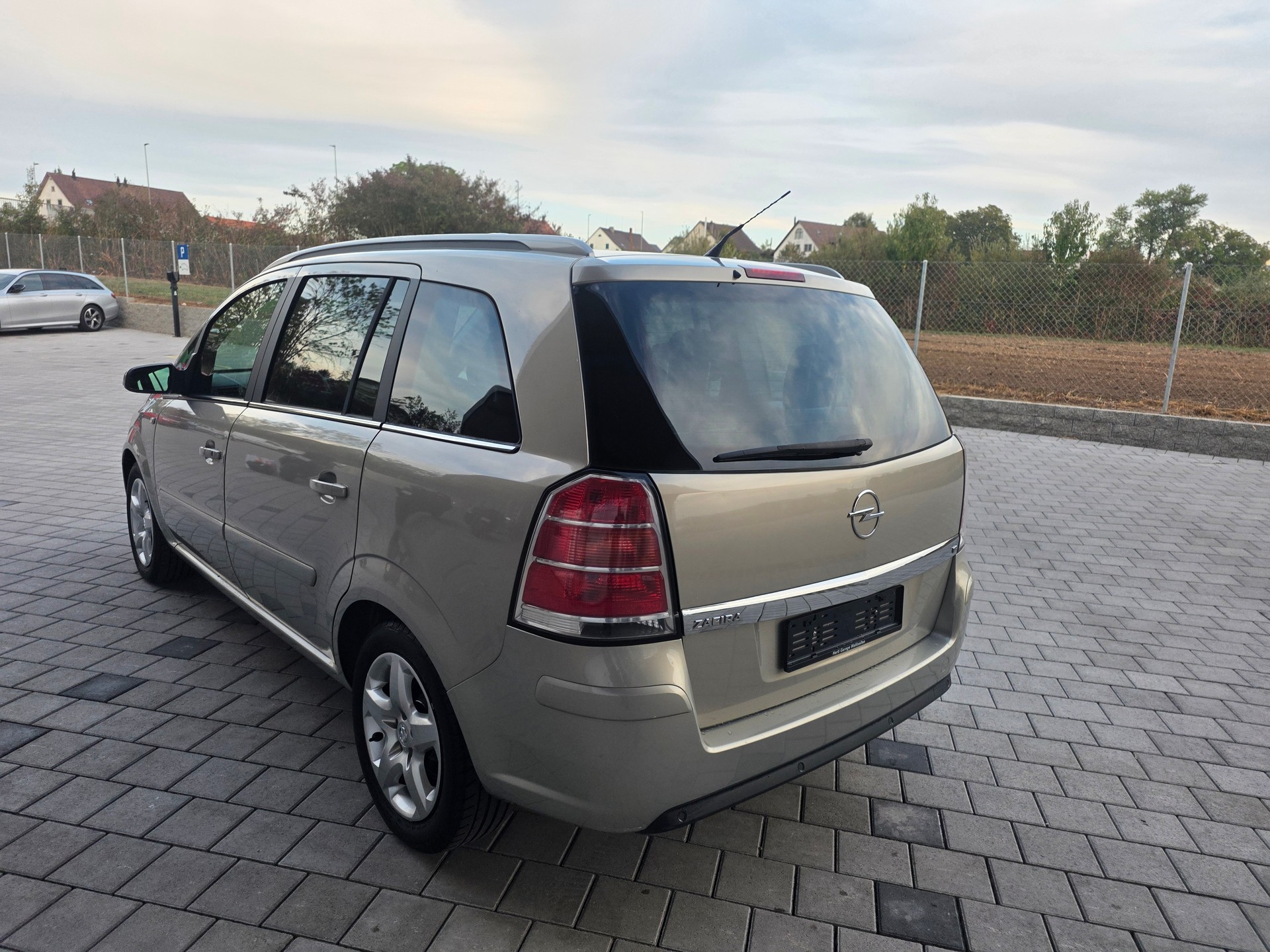 OPEL Zafira 1.8i 16V Enjoy-image-5