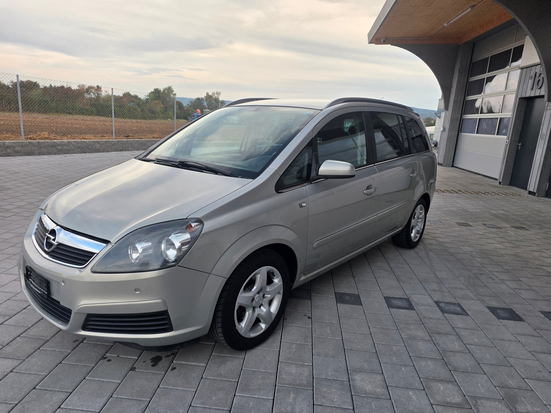 OPEL Zafira 1.8i 16V Enjoy-image-3
