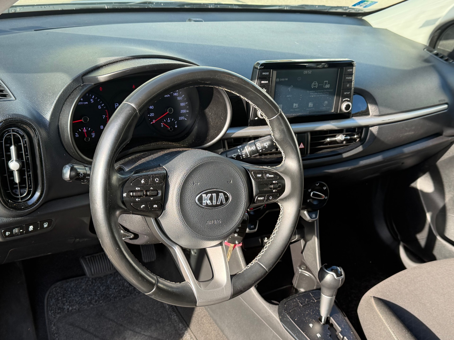 KIA Picanto 1.2 CVVT Trend Automatic-image-10