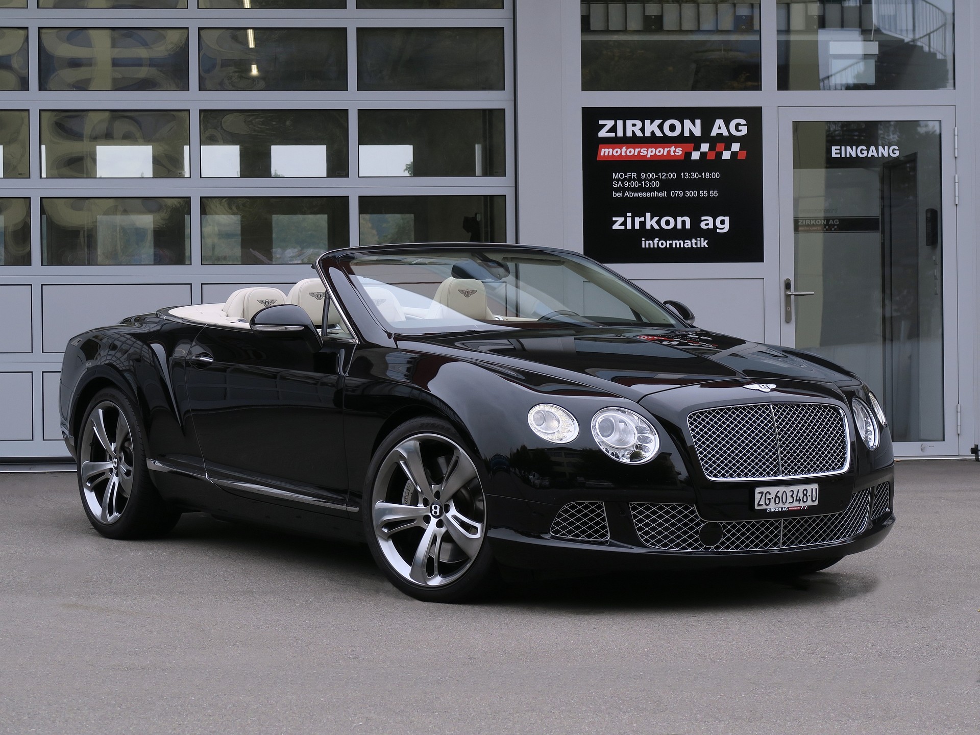 BENTLEY Continental GTC 6.0 W12-image-6
