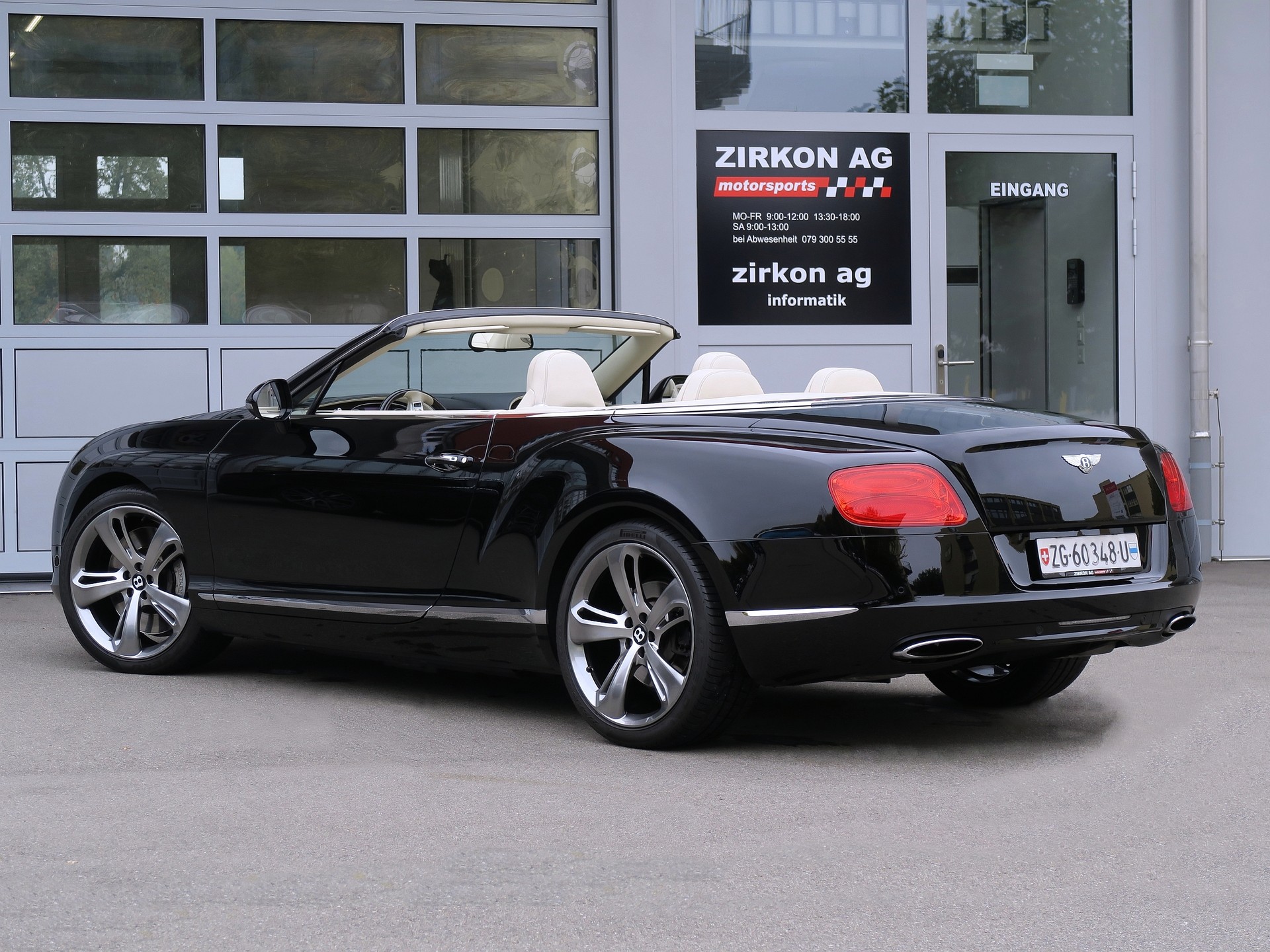 BENTLEY Continental GTC 6.0 W12-image-11
