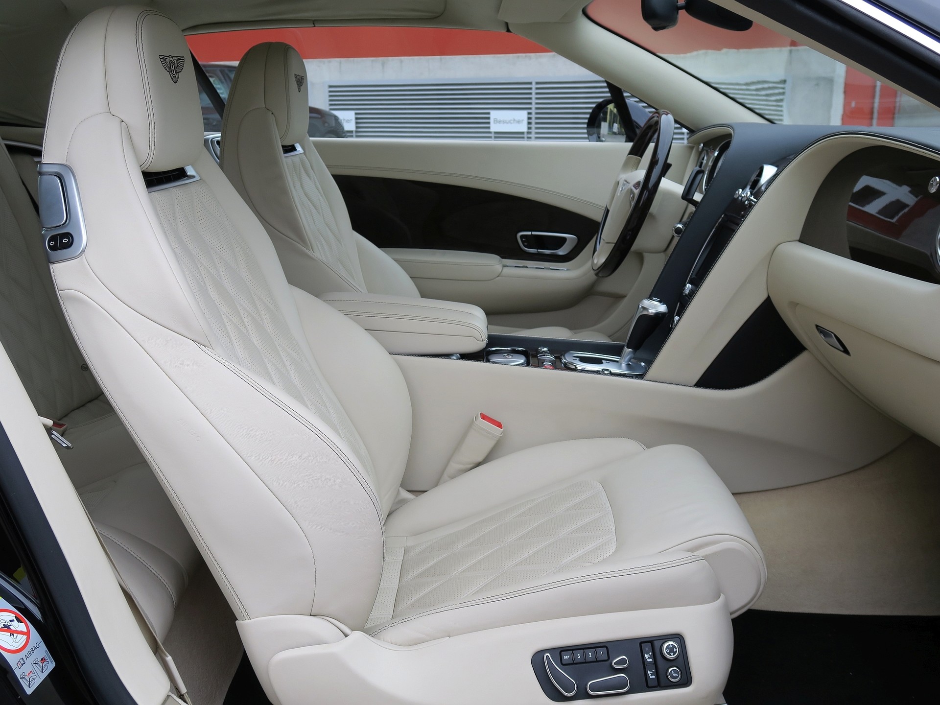 BENTLEY Continental GTC 6.0 W12-image-18