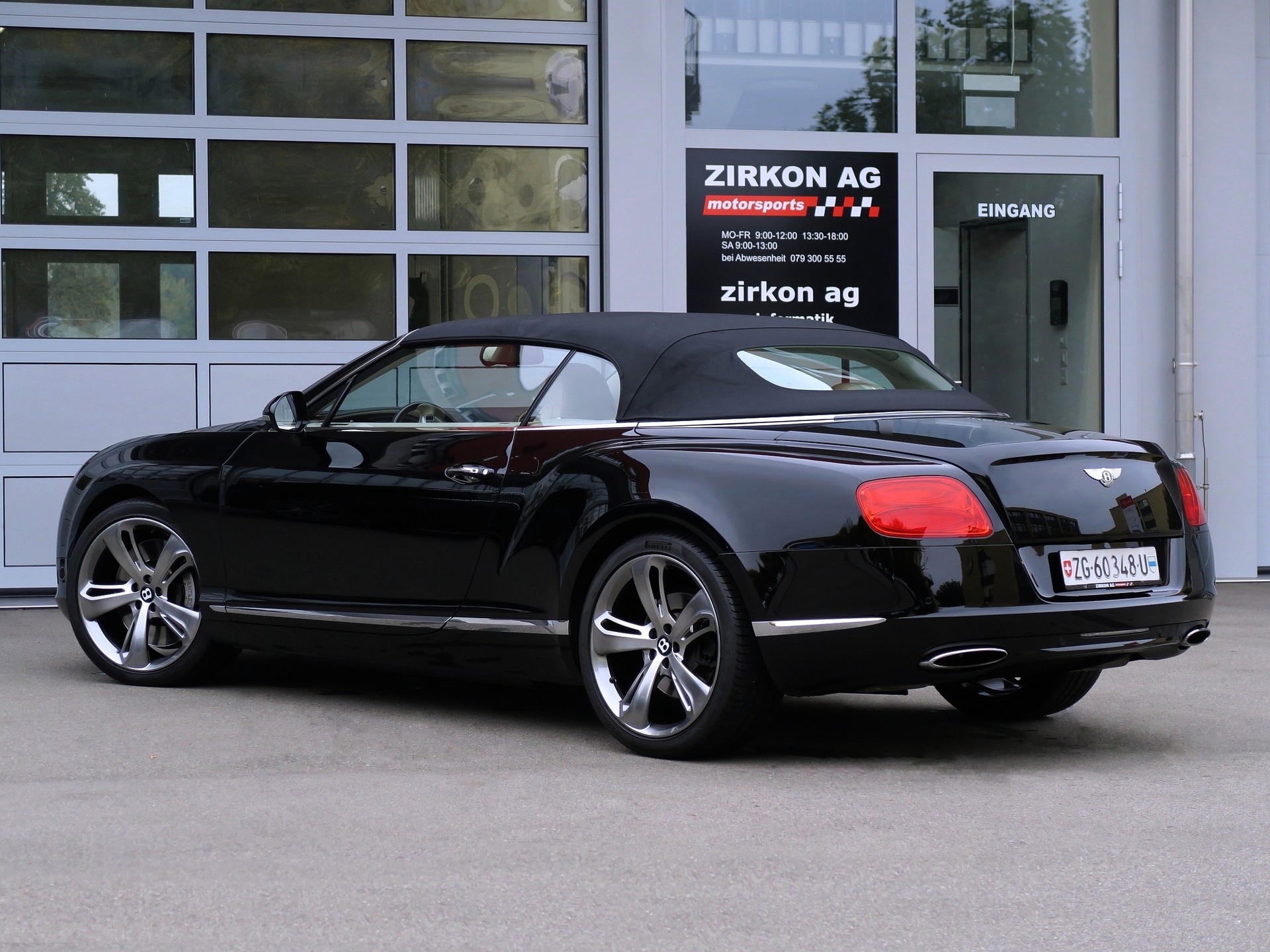 BENTLEY Continental GTC 6.0 W12-image-15