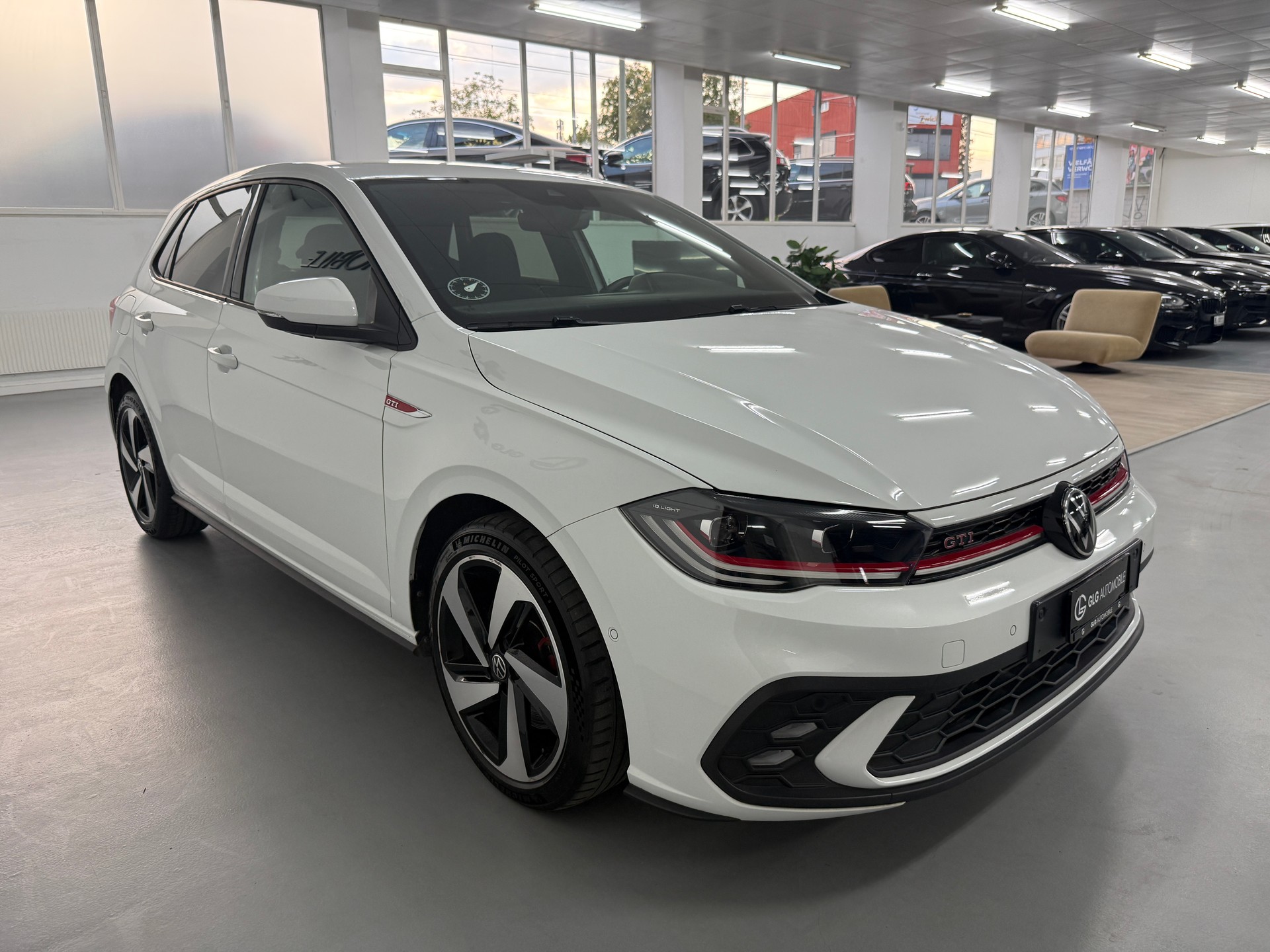 VW Polo 2.0 TSI GTI DSG-showroom-element-2
